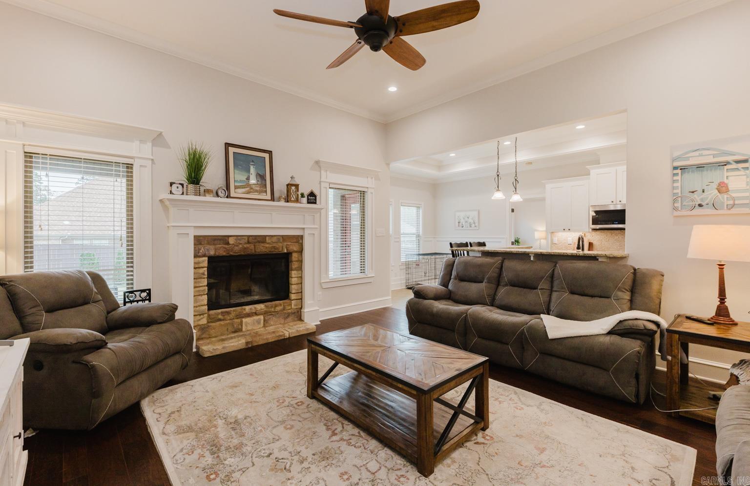 STONEGATE - Residential