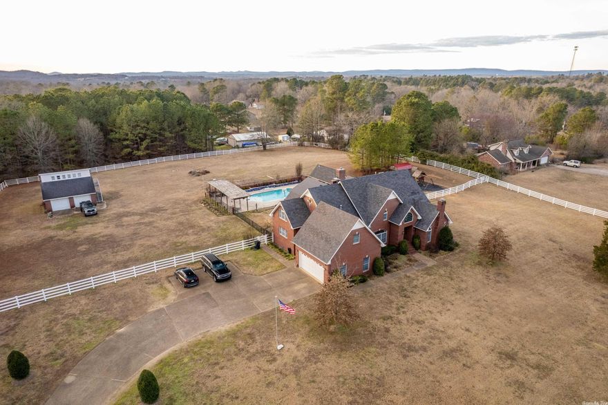 110 SAGEBRUSH - Exceptional 4,000 SF+ Home w/Beautiful Pool & Outdoor Kitchen Cottage w/Fireplace, Detached Garage w/Upstairs Workout Room and Over 6 Acres!   Huge Master Suite w/Fireplace. Office.  Formal Dining Room.  Fabulous Open Kitchen w/Lounge Area.  Absolutely THE best property in this price-range!!! See Agent Remarks