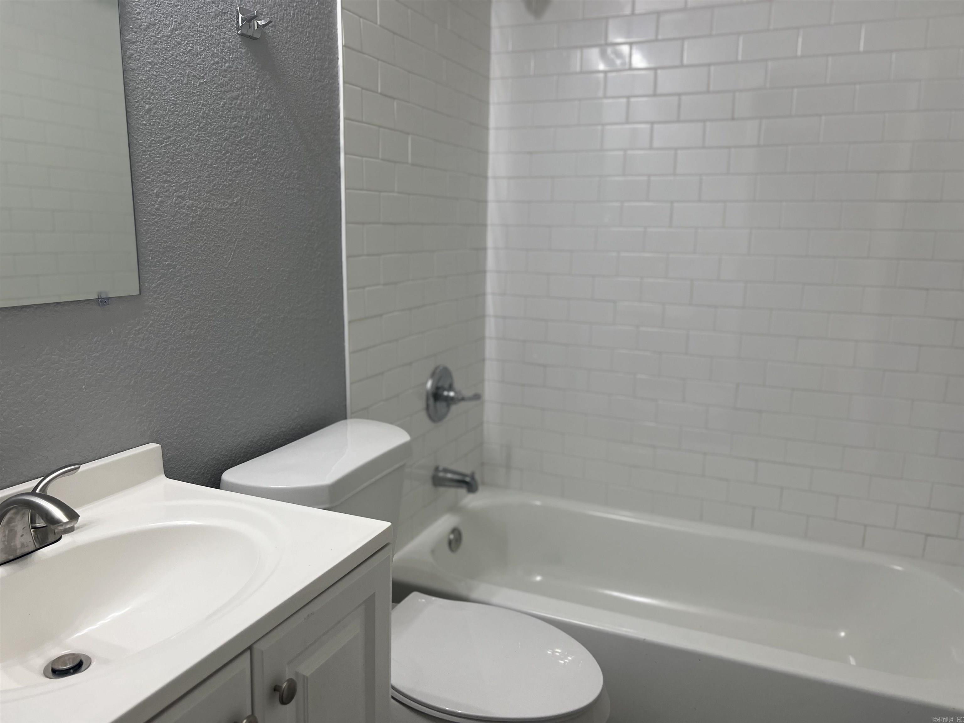 Belwood Annex #1 - Residential Lease