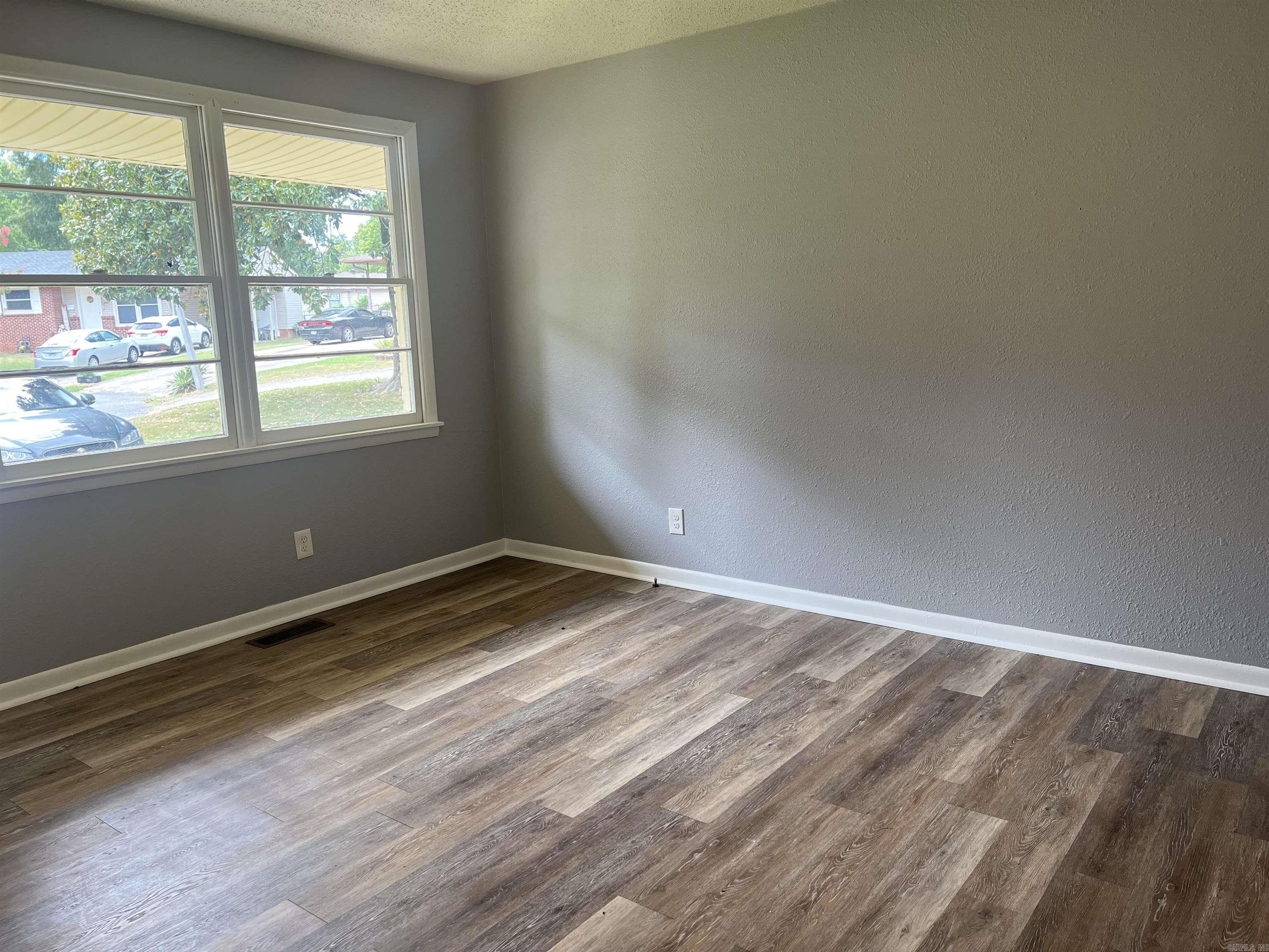 Belwood Annex #1 - Residential Lease