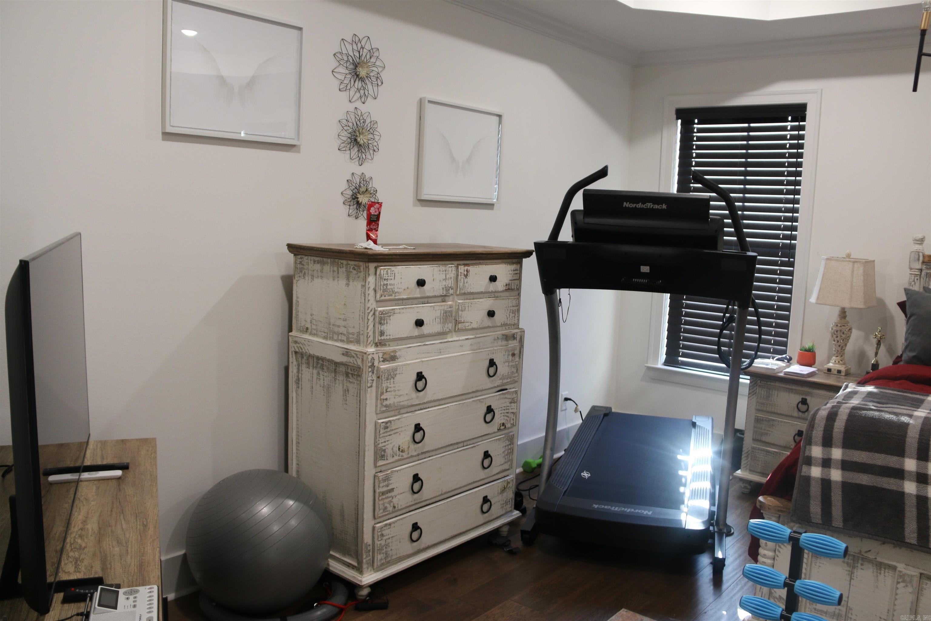 THE WOODS OF HURRICANE LAKE ESTA - Residential