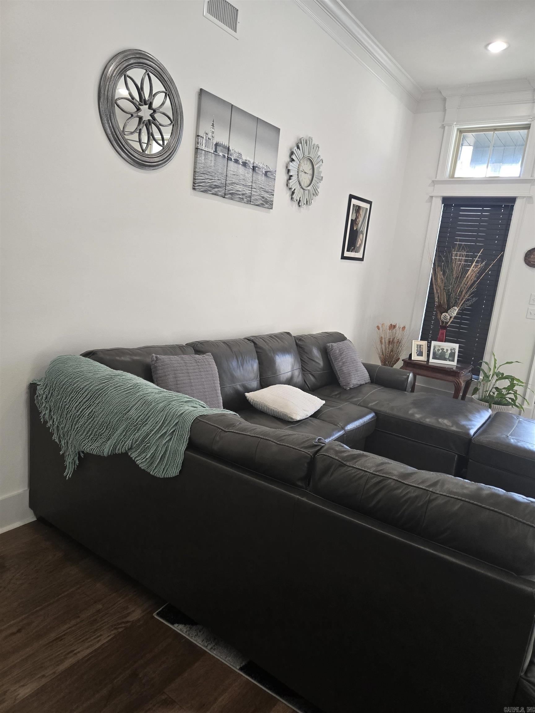 THE WOODS OF HURRICANE LAKE ESTA - Residential