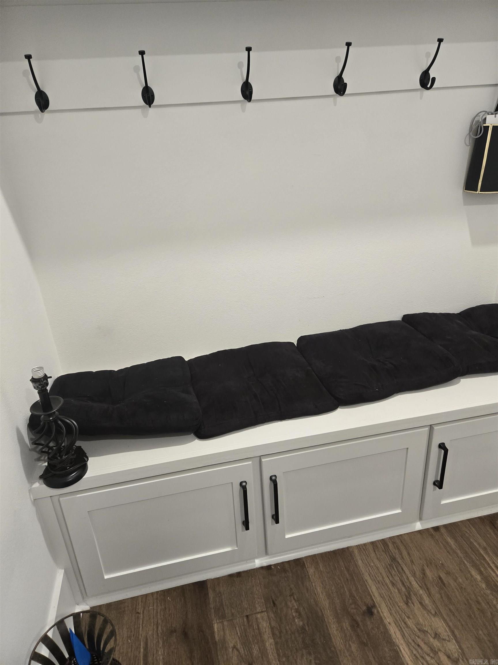 THE WOODS OF HURRICANE LAKE ESTA - Residential