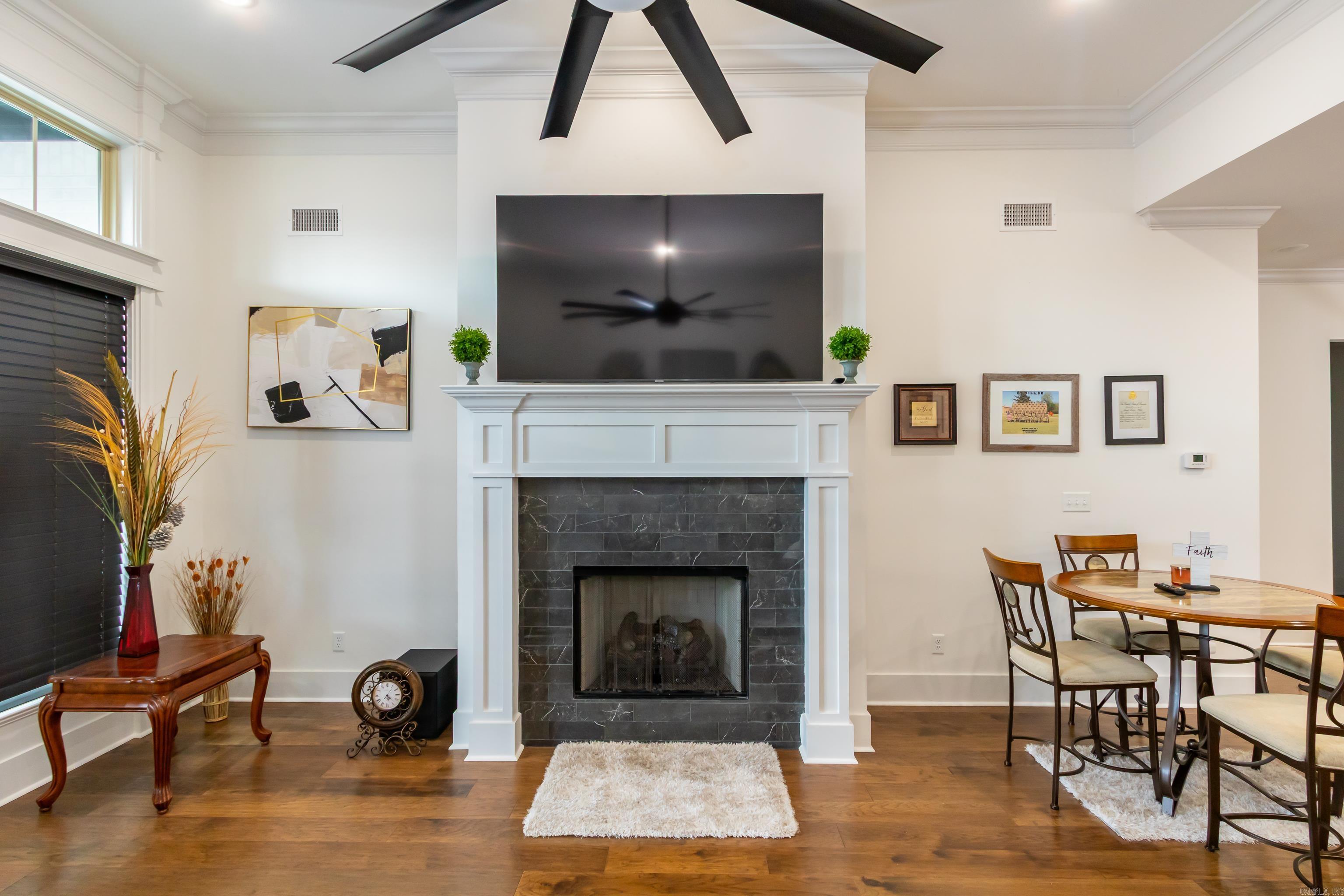 THE WOODS OF HURRICANE LAKE ESTA - Residential