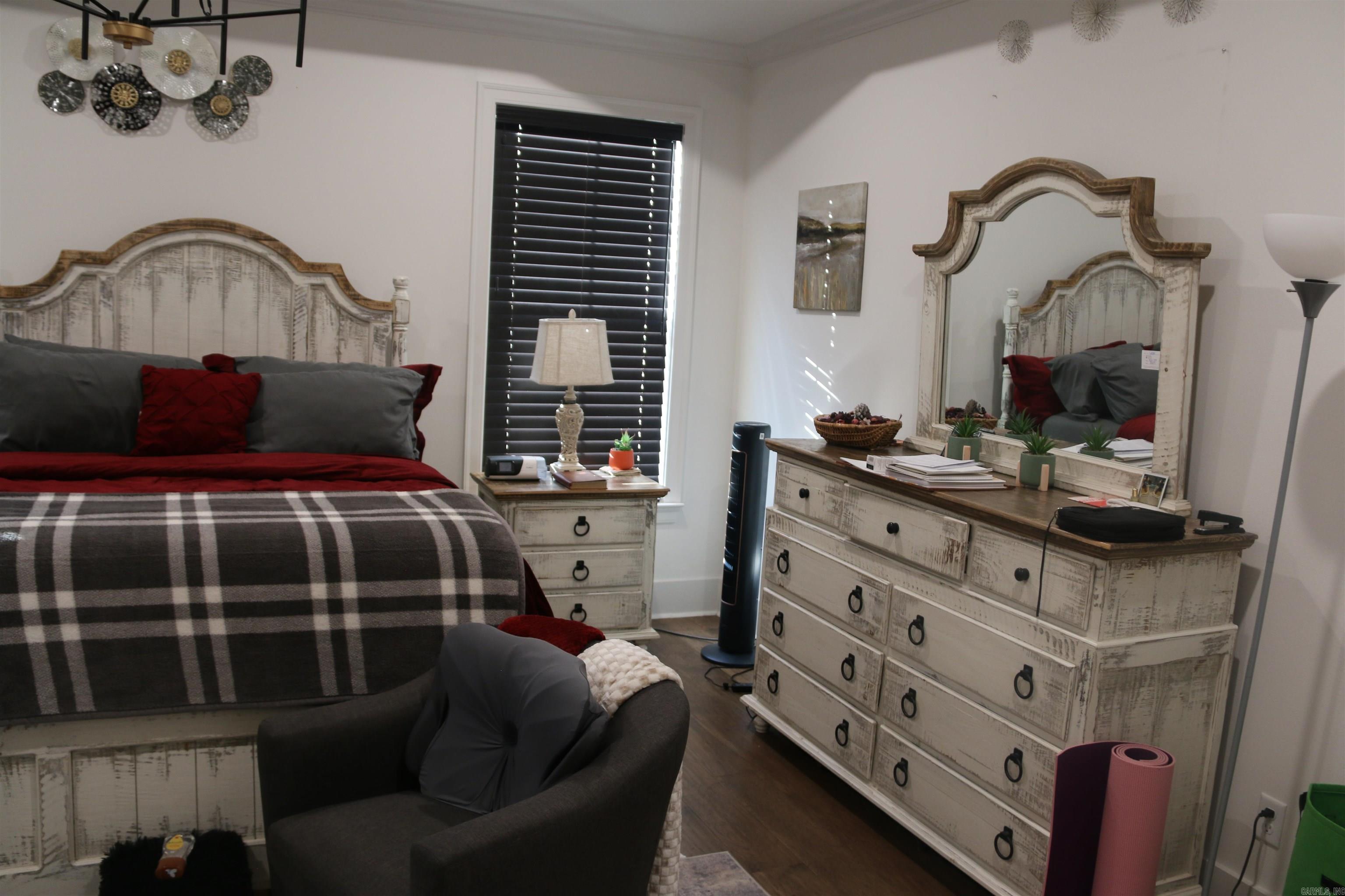 THE WOODS OF HURRICANE LAKE ESTA - Residential