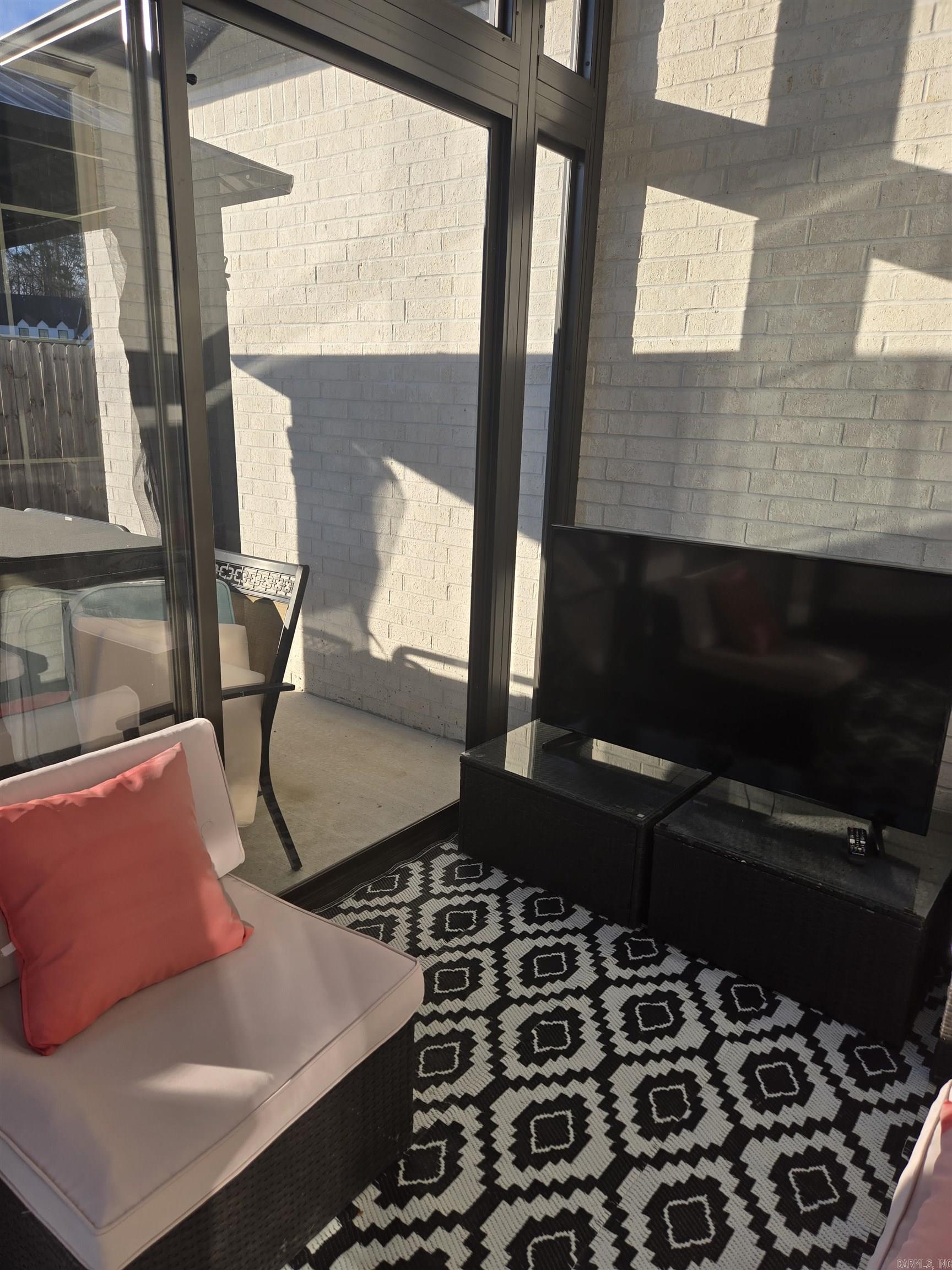 THE WOODS OF HURRICANE LAKE ESTA - Residential