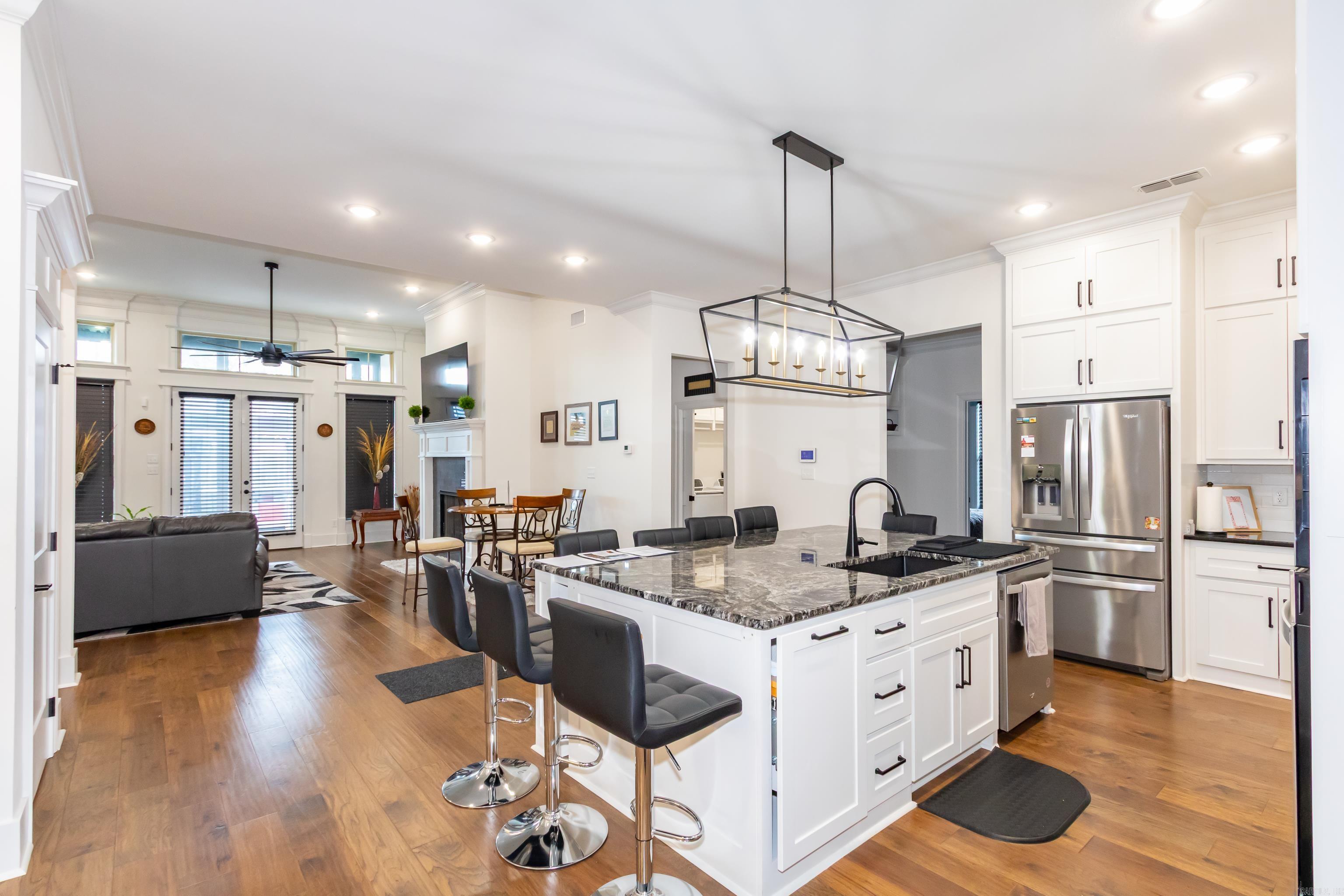 THE WOODS OF HURRICANE LAKE ESTA - Residential