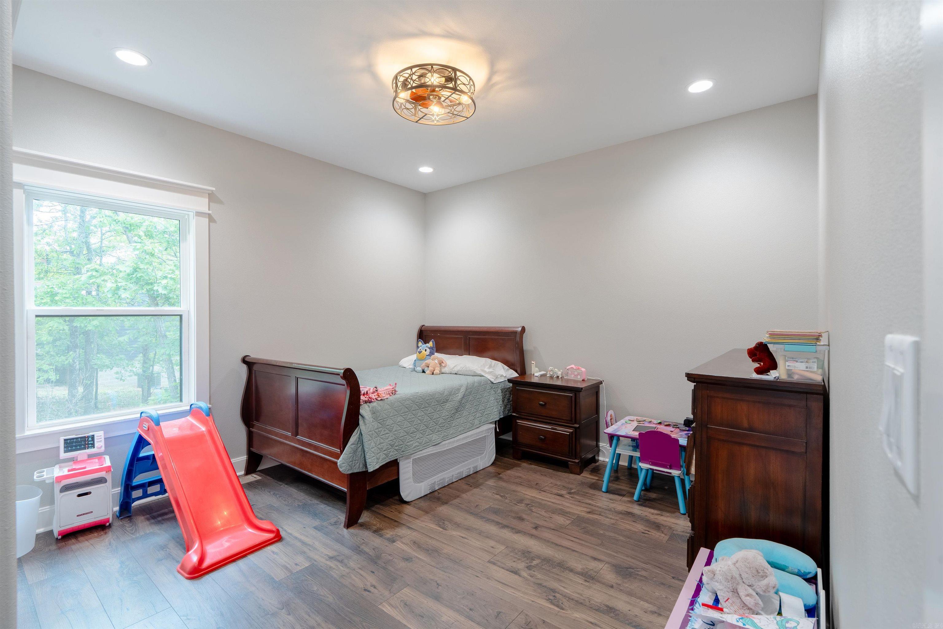 WINDCHASE - Residential