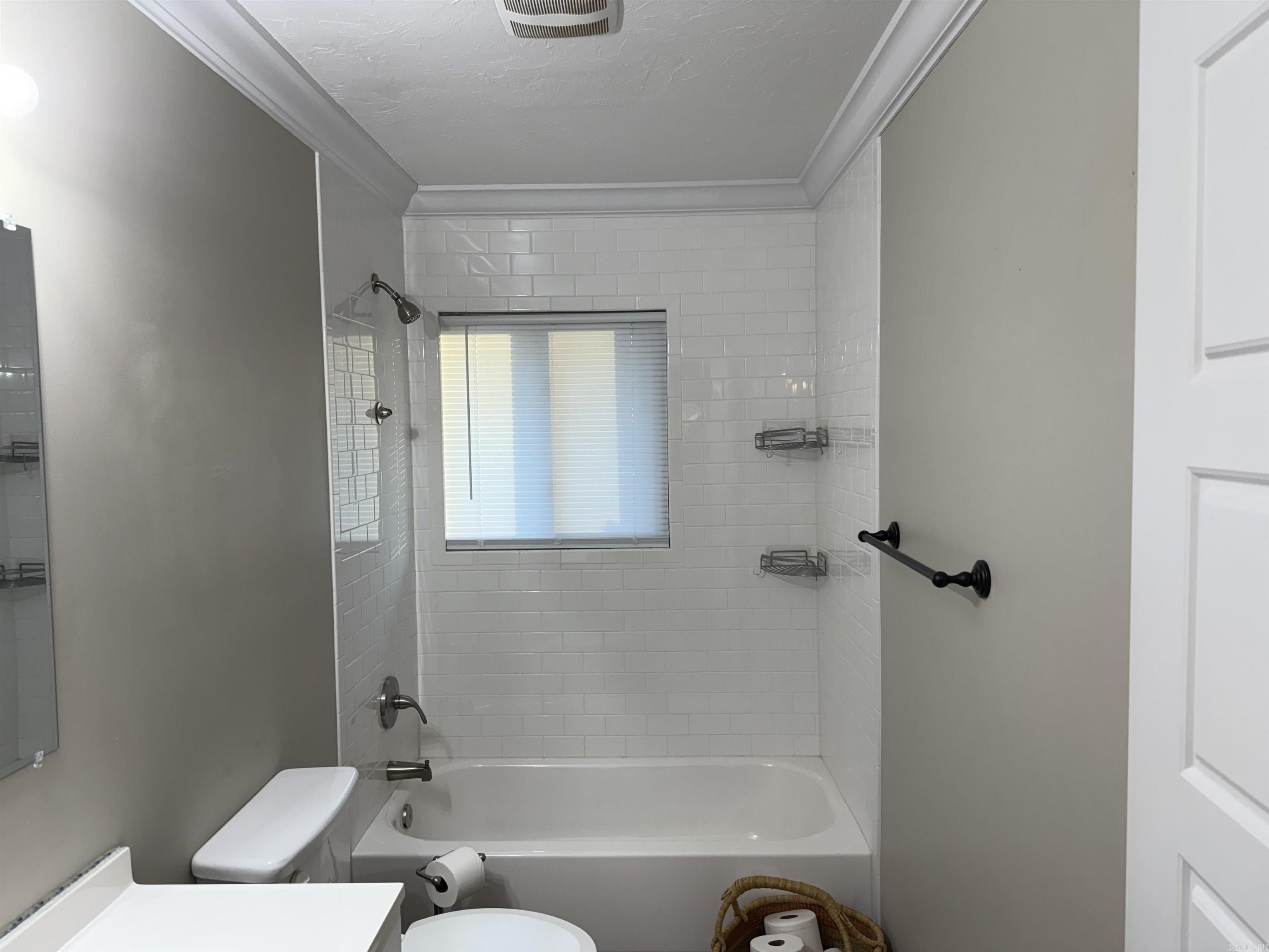 M&B PIGGOTT 2-20-8 - Residential