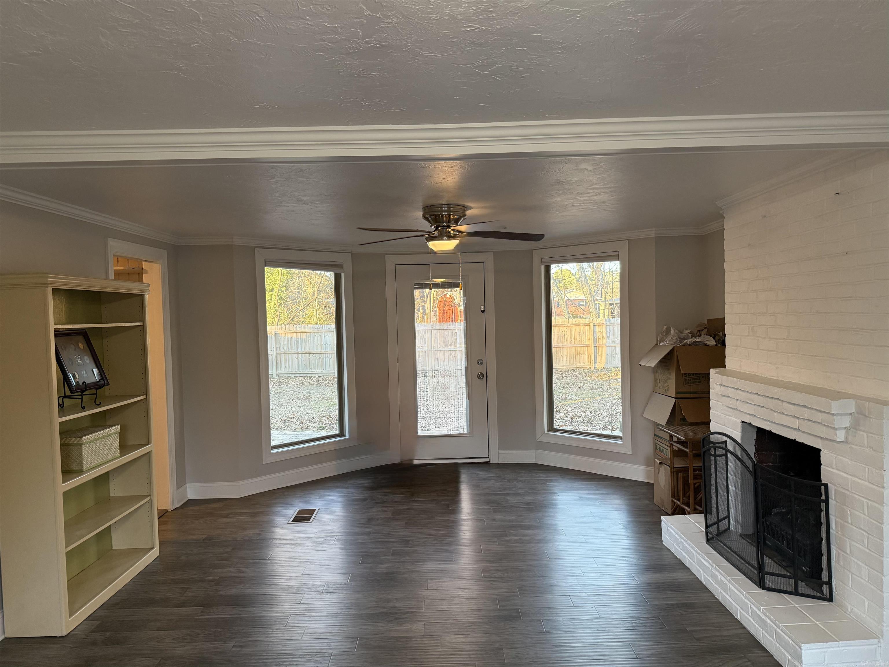 M&B PIGGOTT 2-20-8 - Residential