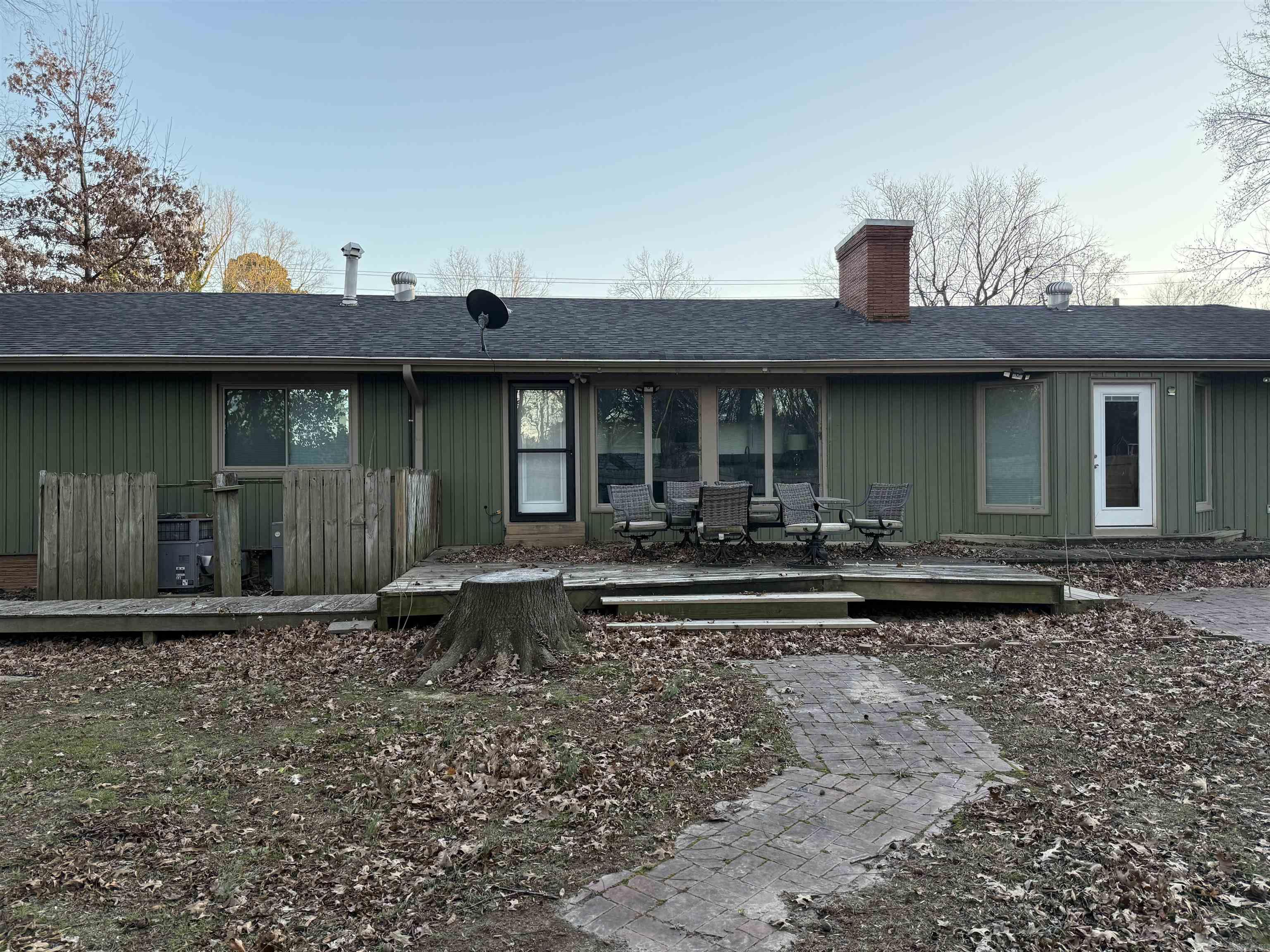 M&B PIGGOTT 2-20-8 - Residential