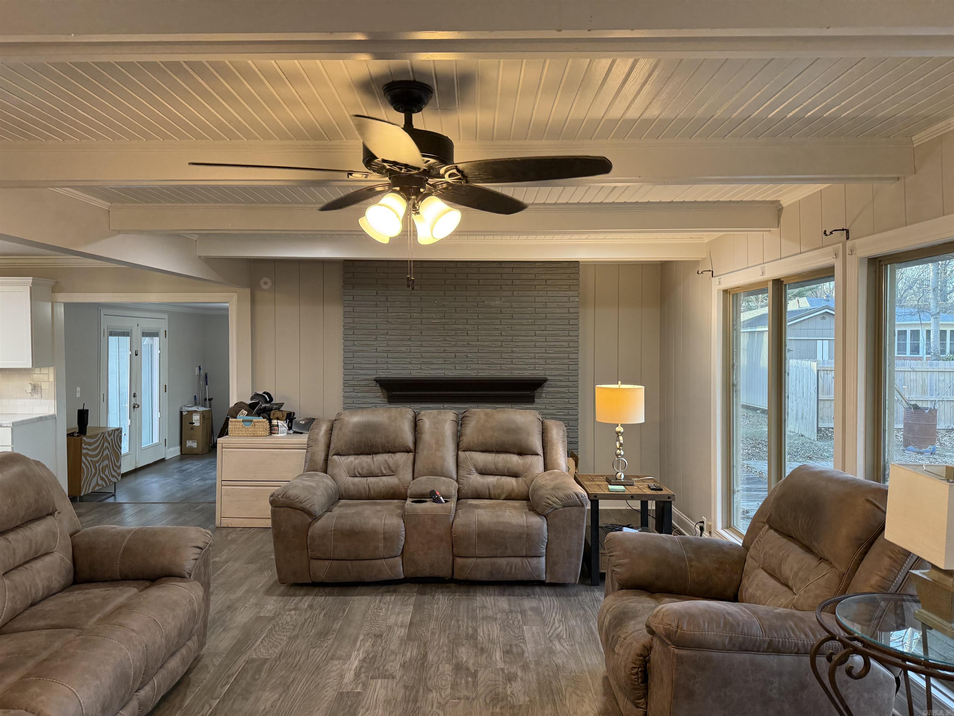 M&B PIGGOTT 2-20-8 - Residential