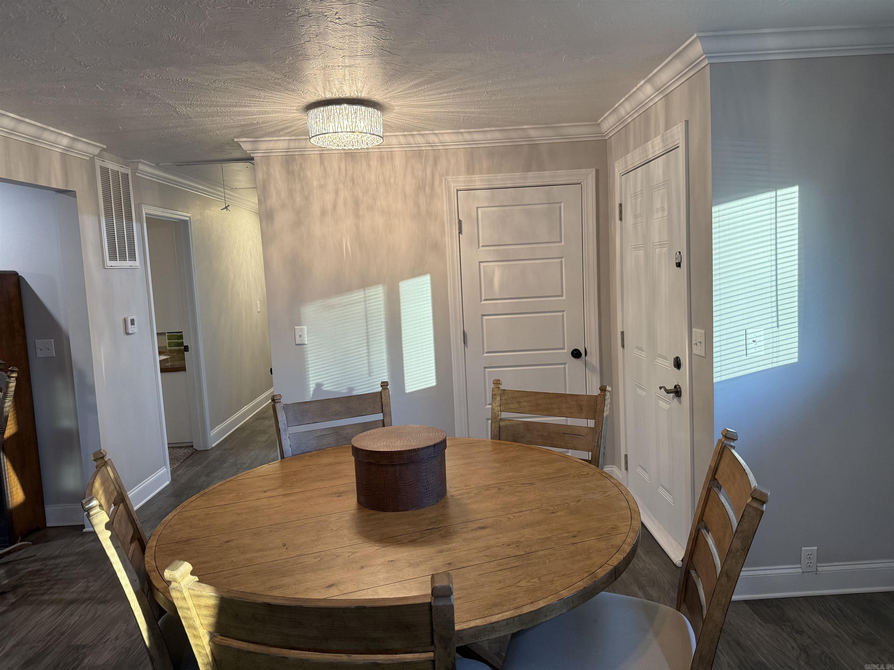 M&B PIGGOTT 2-20-8 - Residential