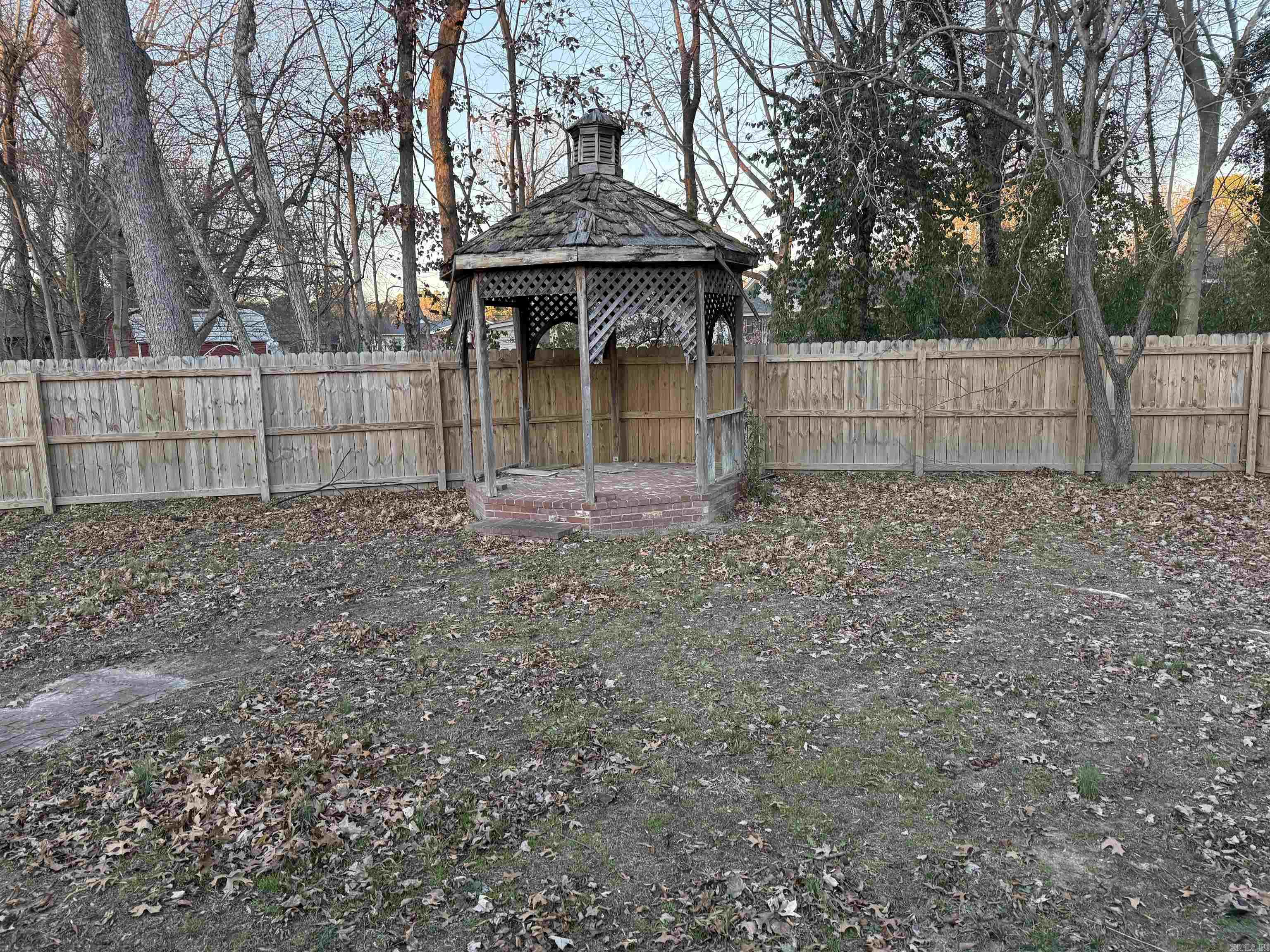 M&B PIGGOTT 2-20-8 - Residential