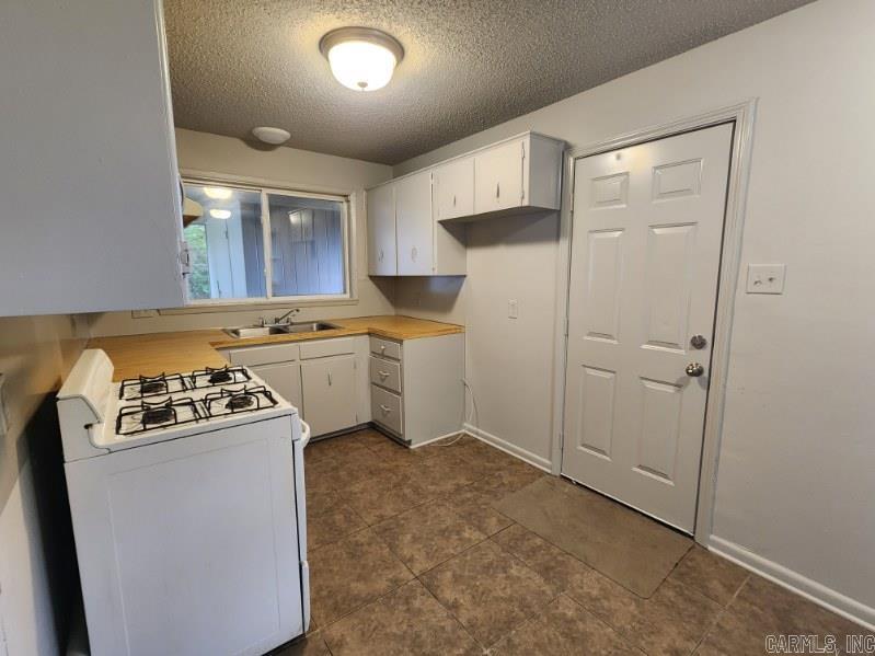 Oak View - Residential