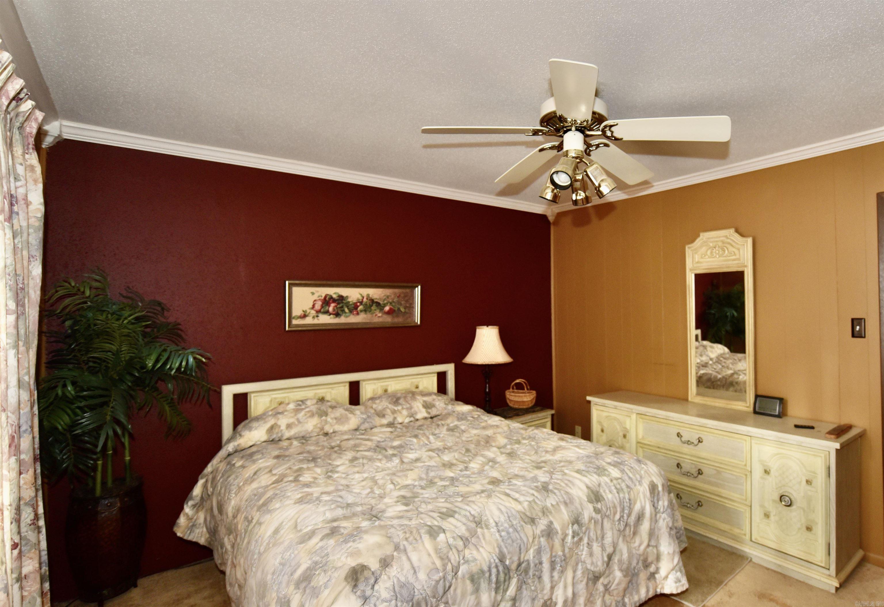 CHELSEA GLADES - Residential