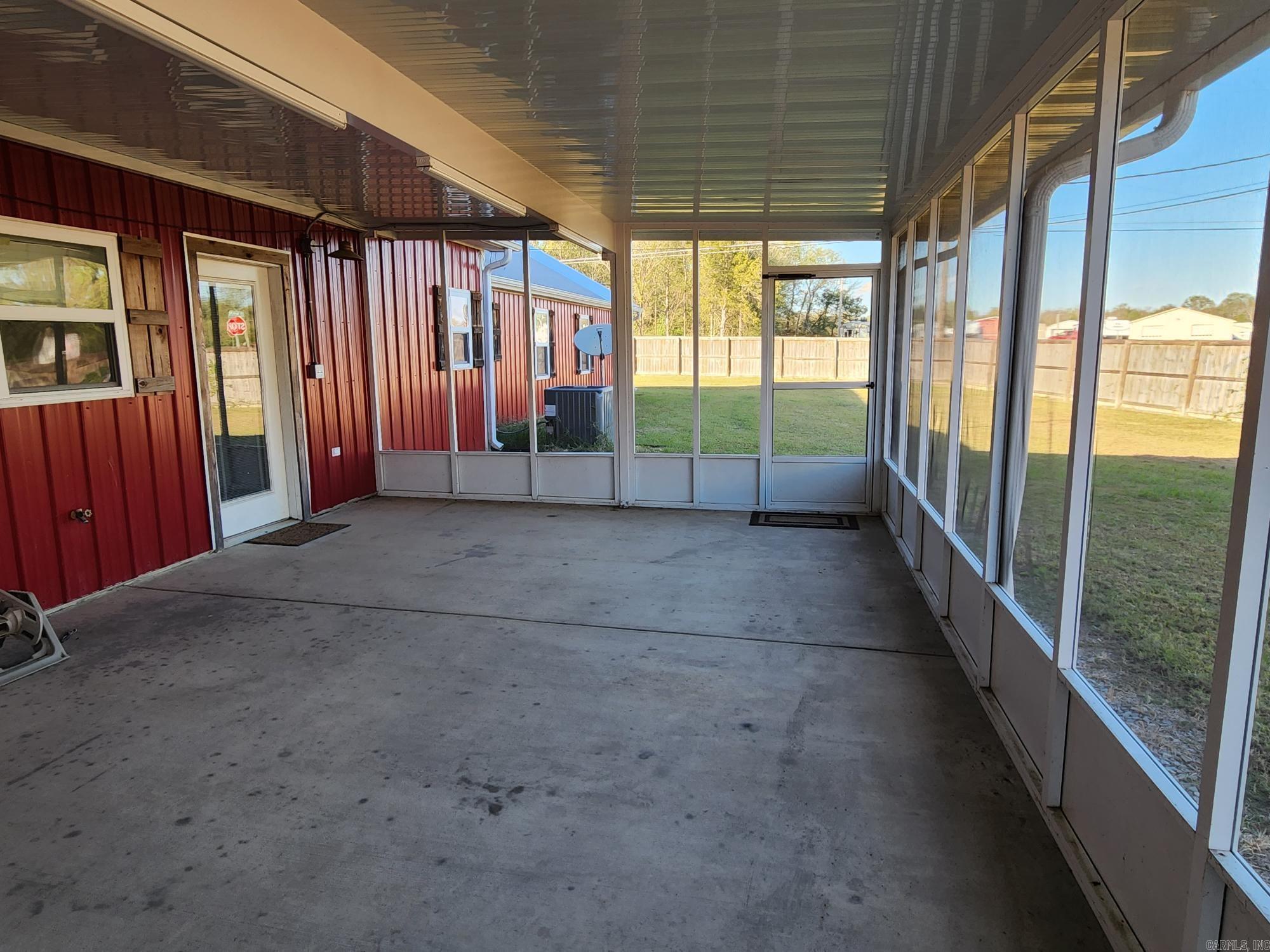 CENTERVIEW ESTATES - Residential