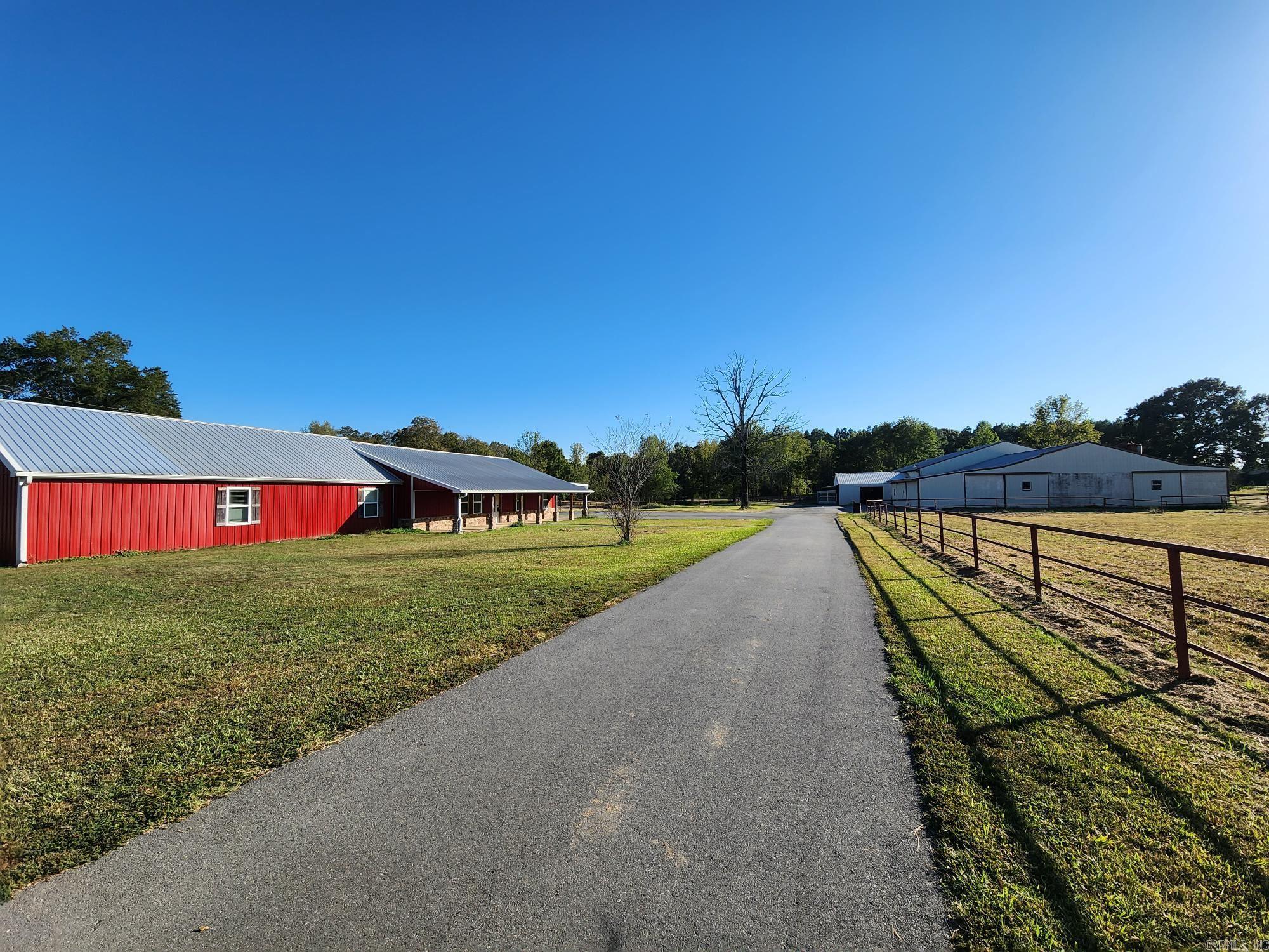 CENTERVIEW ESTATES - Residential