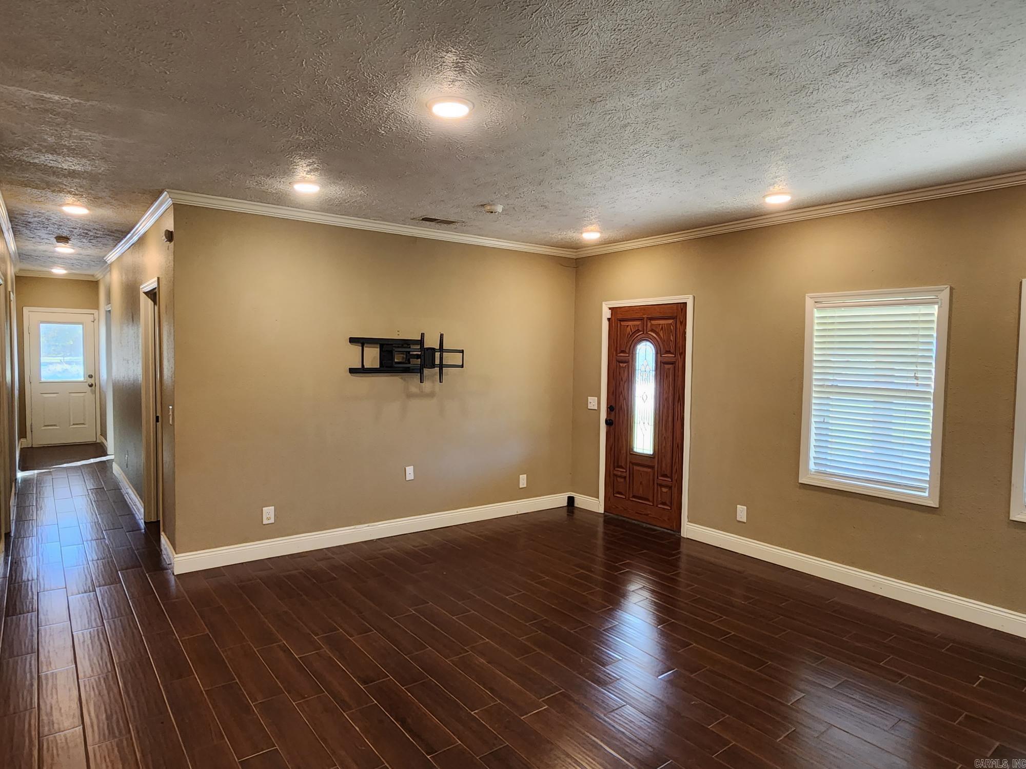 CENTERVIEW ESTATES - Residential