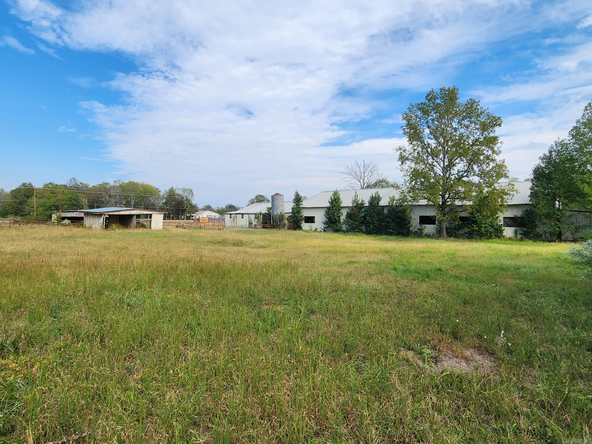 CENTERVIEW ESTATES - Residential