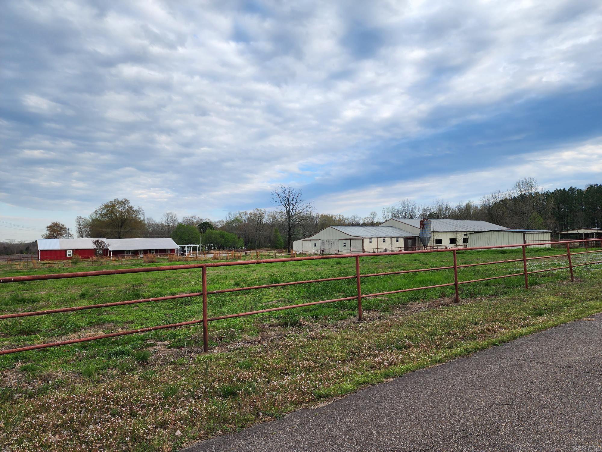 CENTERVIEW ESTATES - Residential