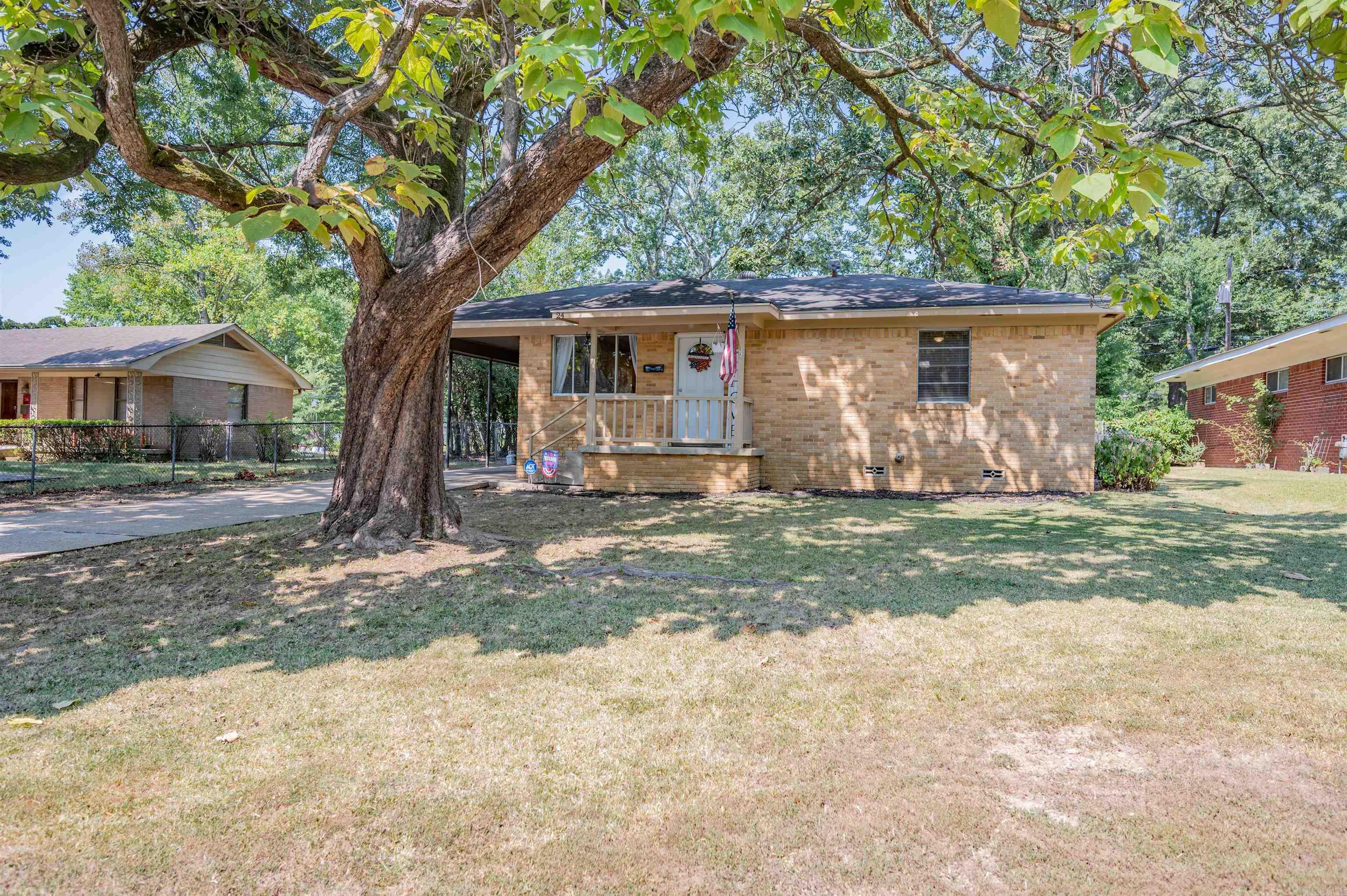 HAMILTON & BRACK - Residential