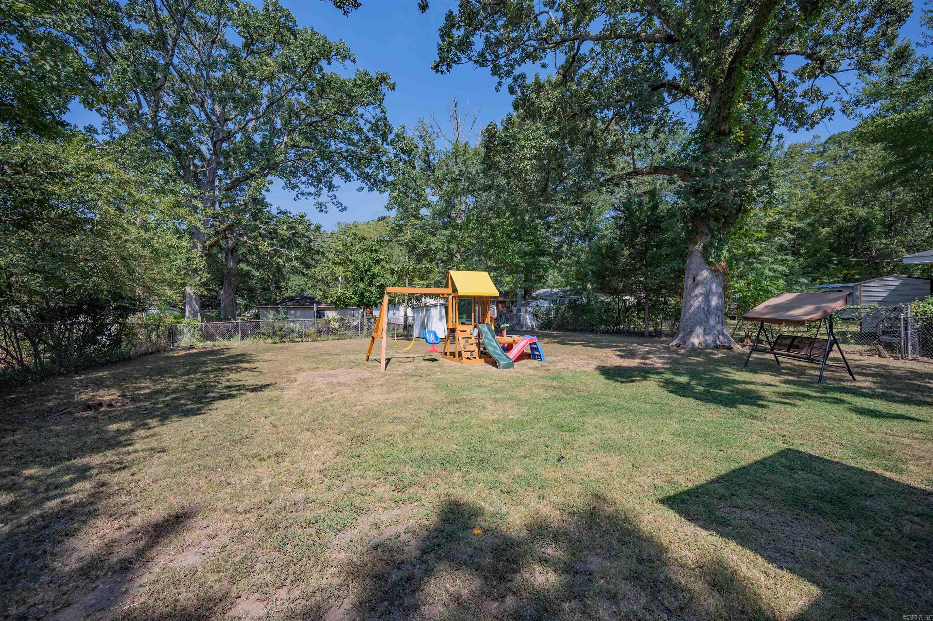 HAMILTON & BRACK - Residential