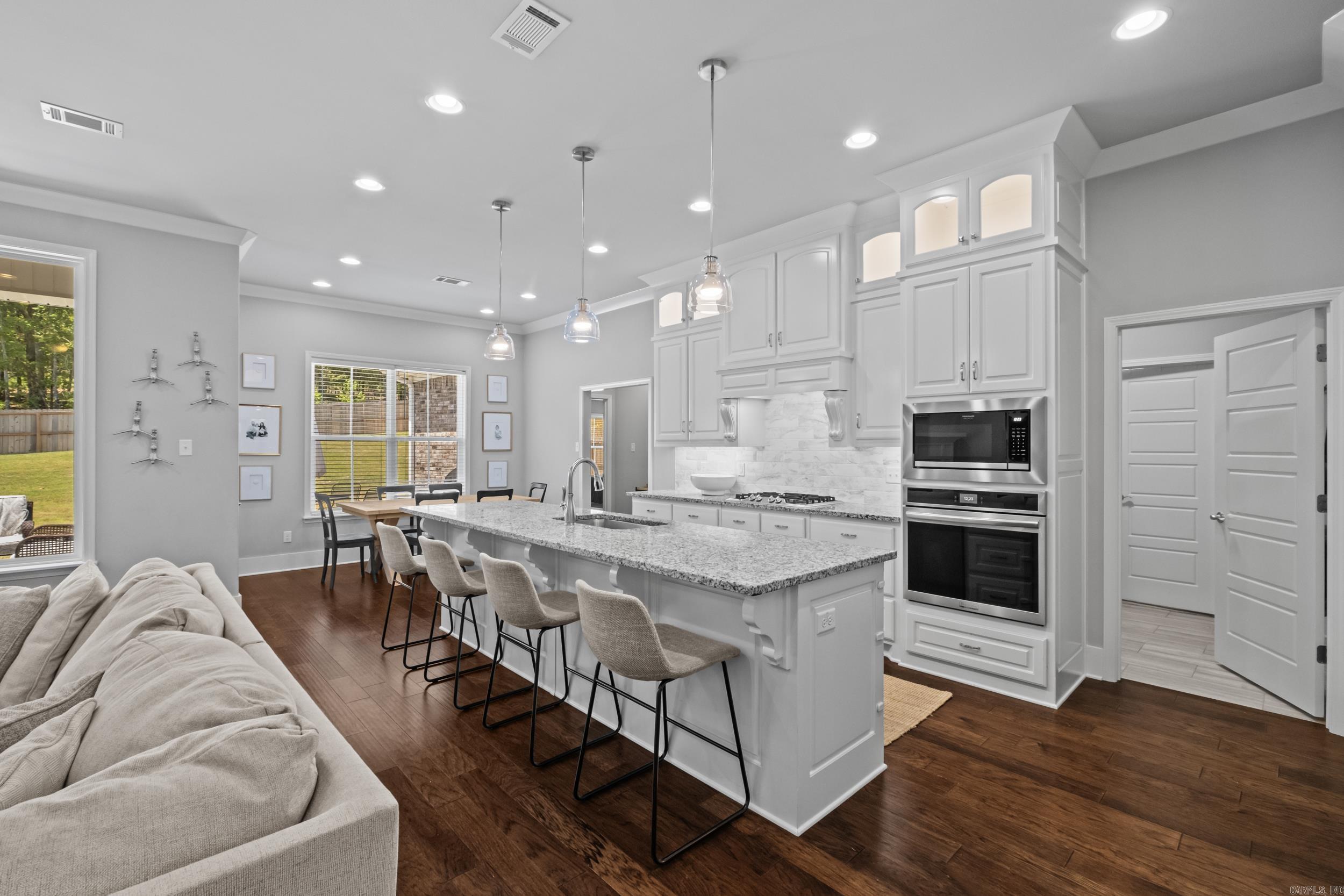 MILLERS GLENN - Residential