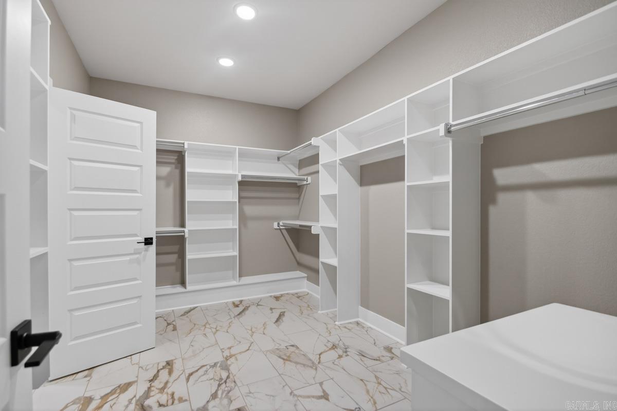 GRACE VILLAGE - Residential