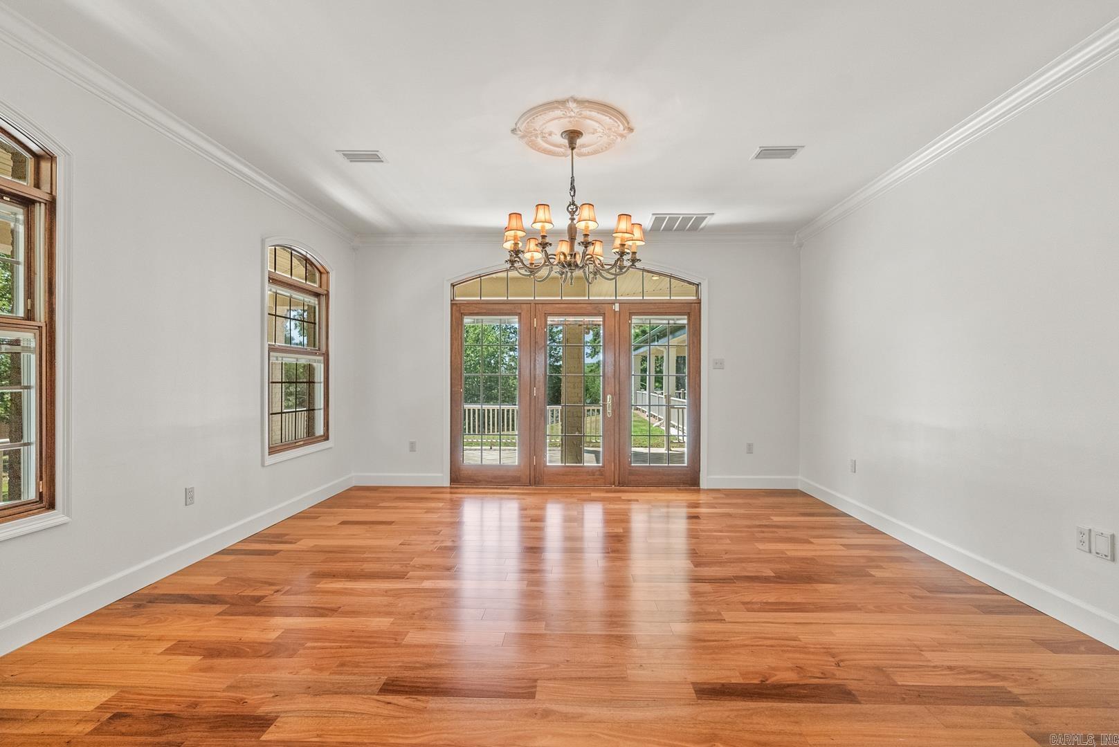 Metes & Bounds - Residential