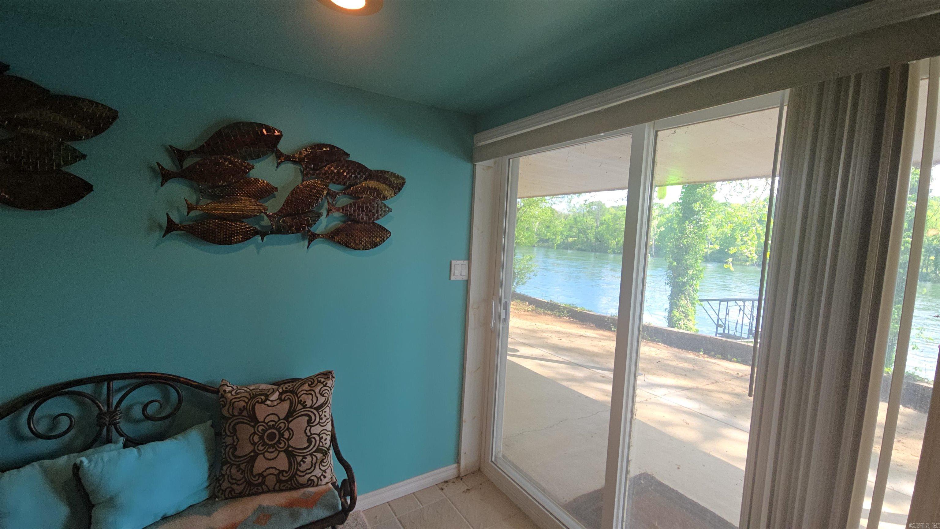 RAINBOW DRIVE TERRACE - Residential