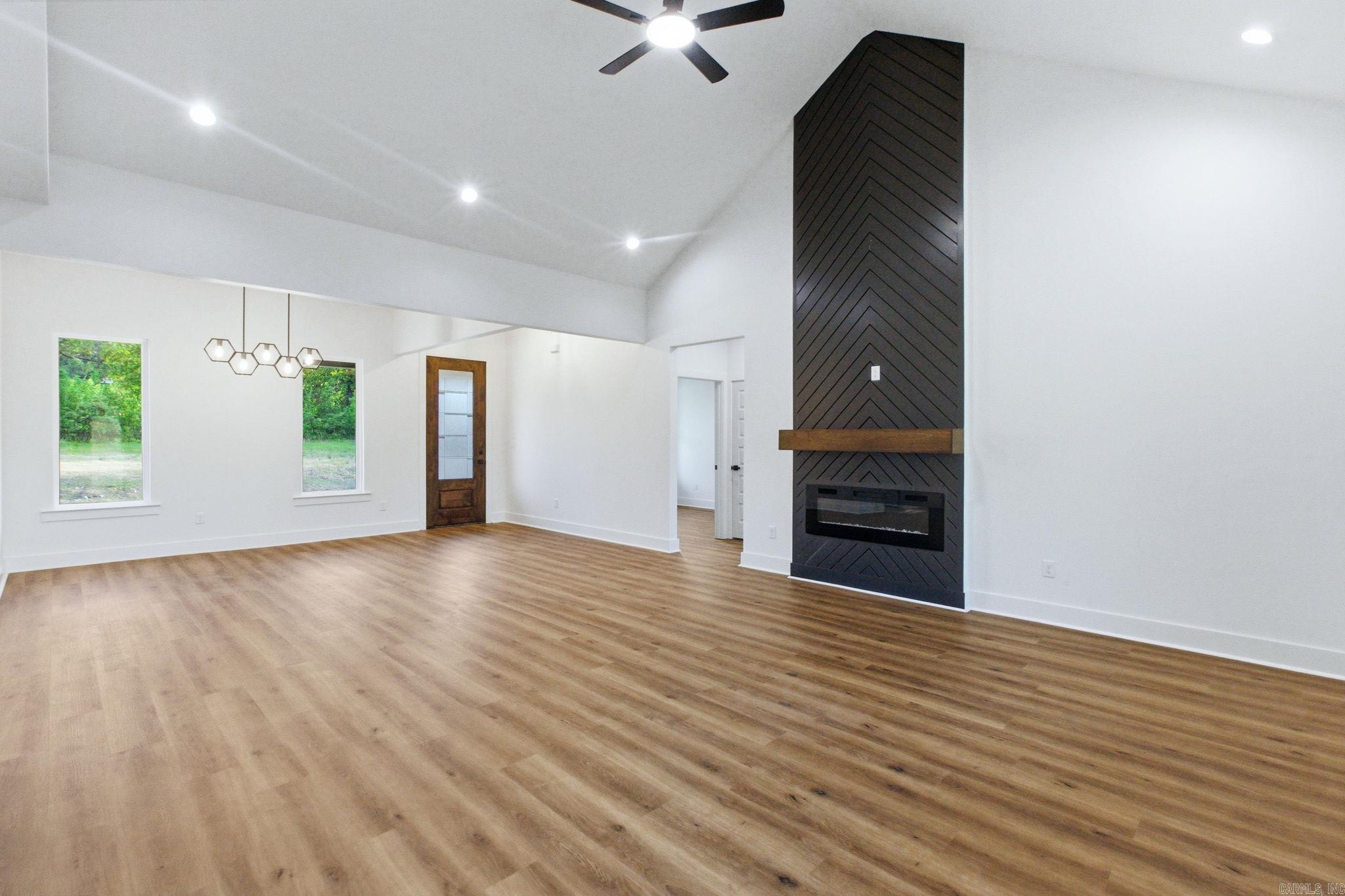 SARATOGA PLACE SUBDIVISION - Residential