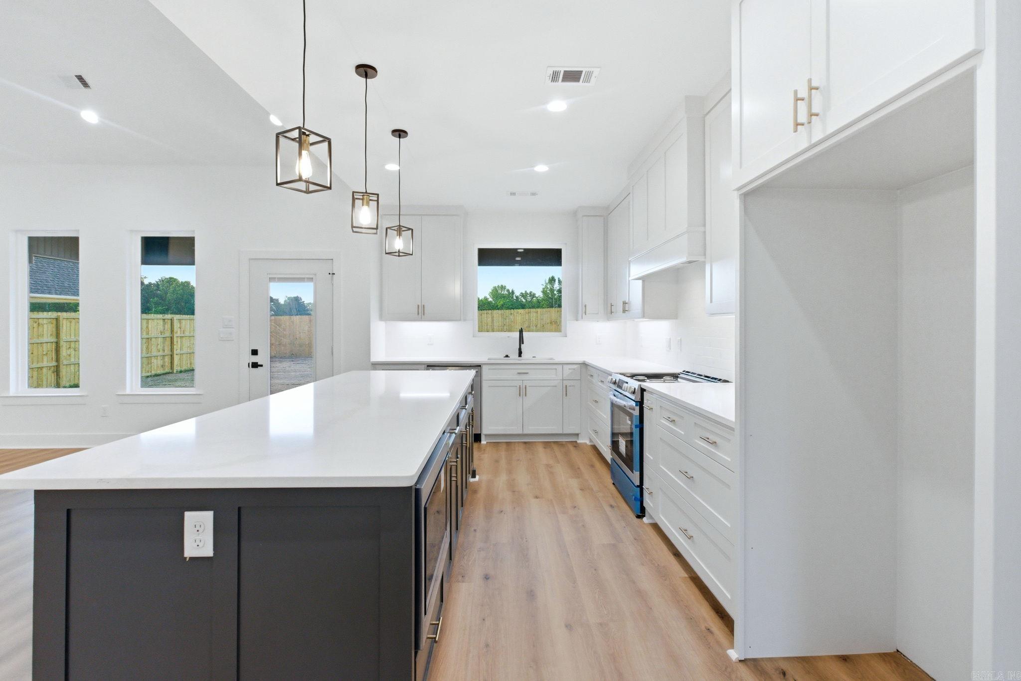 SARATOGA PLACE SUBDIVISION - Residential