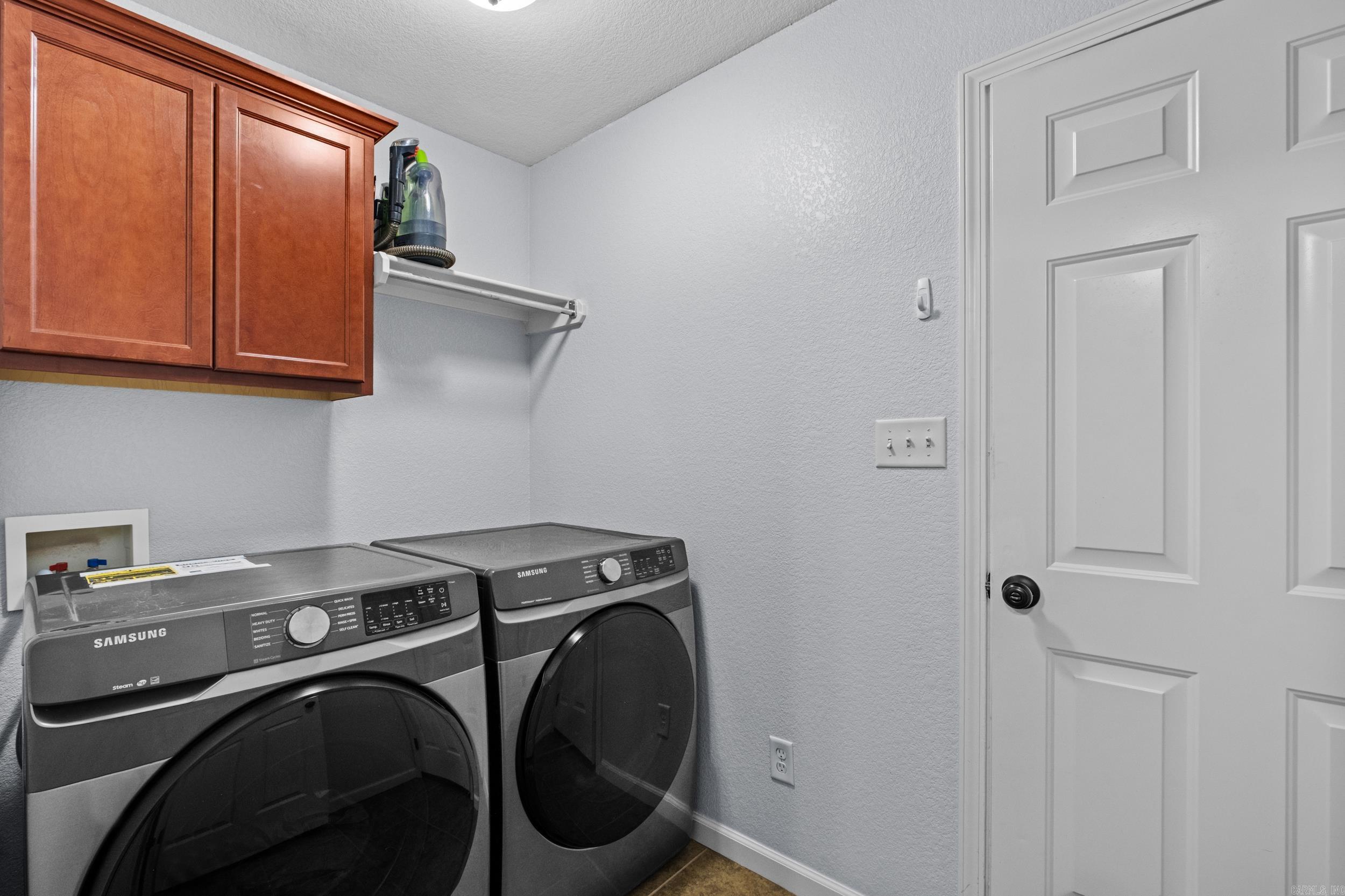SOUTHERN COMFORT ESTATES - Residential
