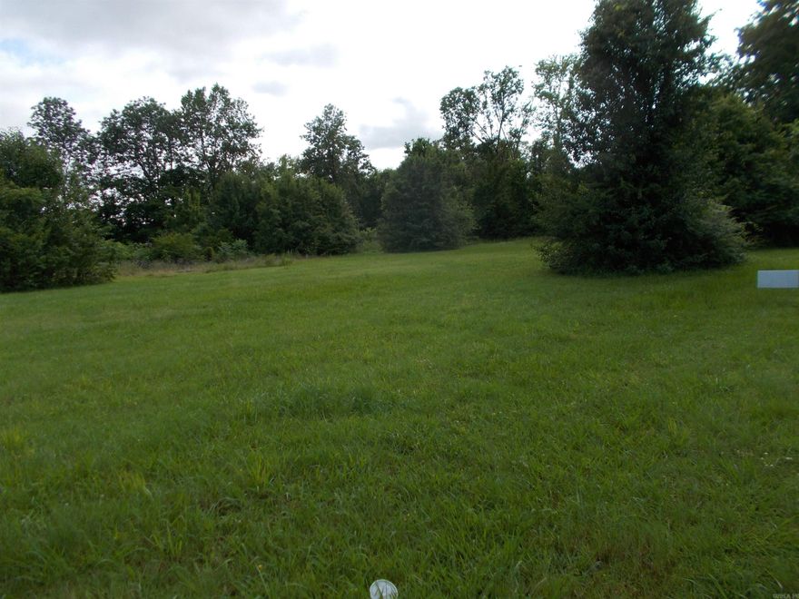 Looking for acreage with great location, you found it, approximately 3.5 acres, close to hwy 67 and downtown Jacksonville. Cleared, level land, then give me a call at 501-772-3618