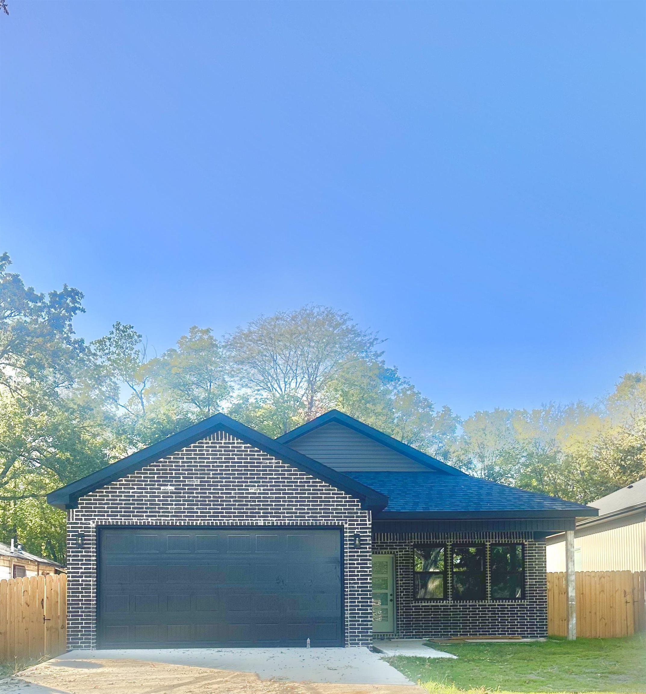 Jones Worthen - Residential