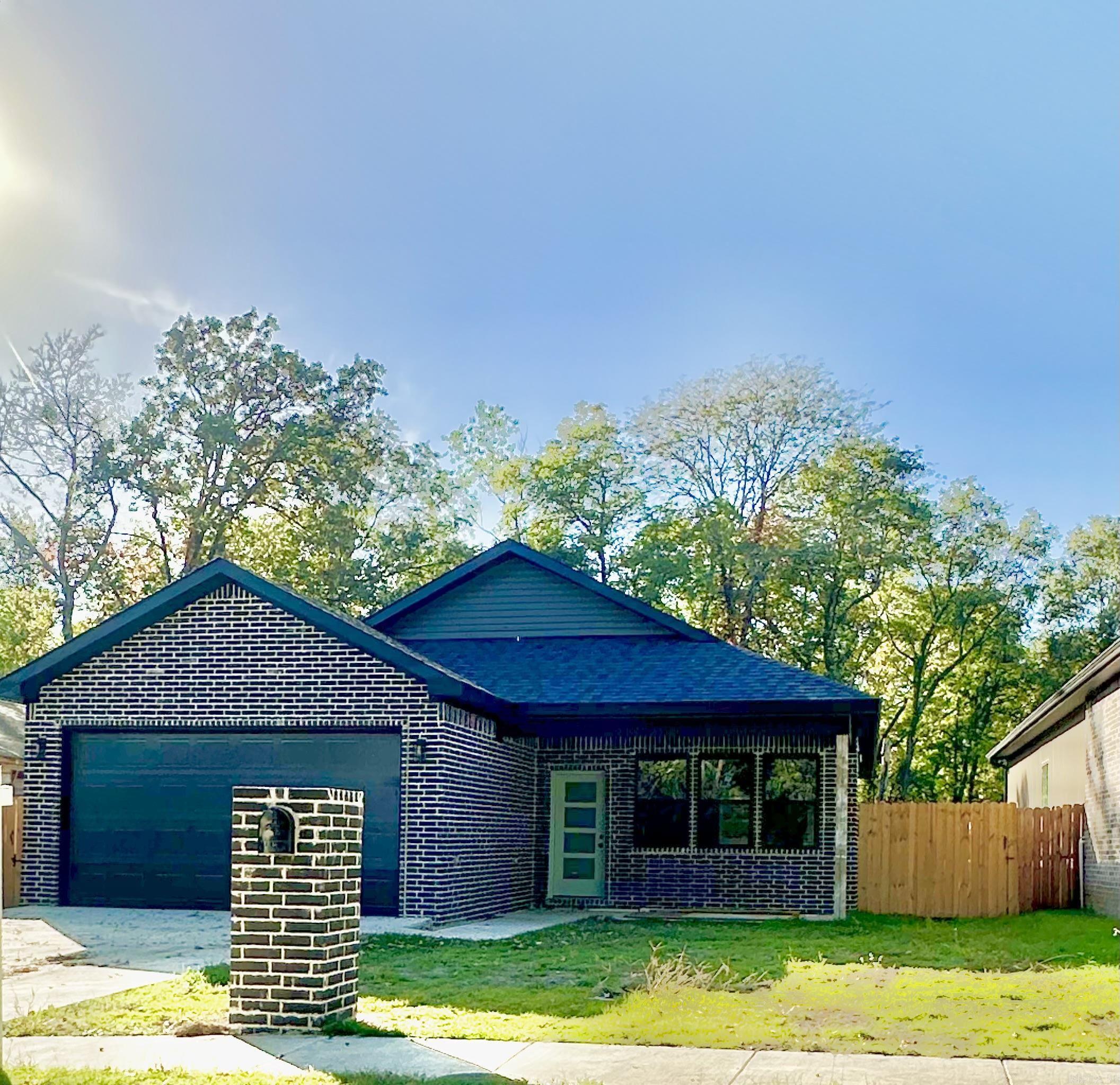 Jones Worthen - Residential