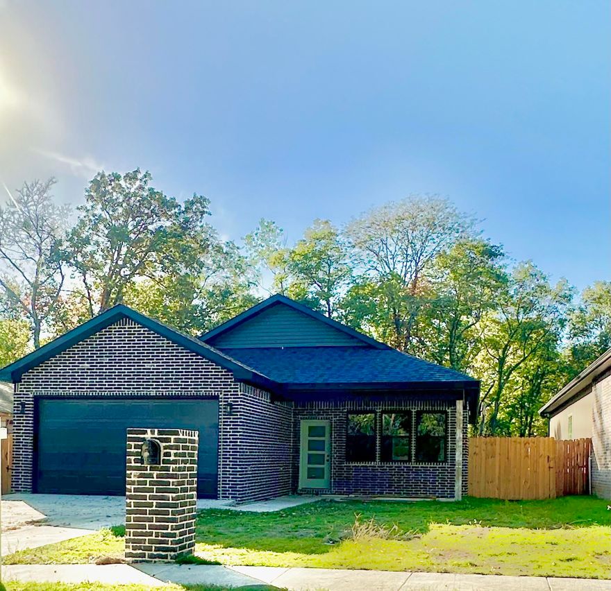 Welcome to your oasis! This stunning 3-bedroom, 2 bath new construction home features a spacious primary suite, open-concept living, and a 2-car garage. The modern kitchen is a dream with granite countertops, stainless steel appliances, and a large island perfect for entertaining. Enjoy outdoor living in your privacy-fenced backyard — ideal for relaxing or hosting guests. Conveniently located near hospitals, the interstate, and great restaurants, this home combines comfort and convenience in one perfect package. Schedule your private tour today — your new home awaits!