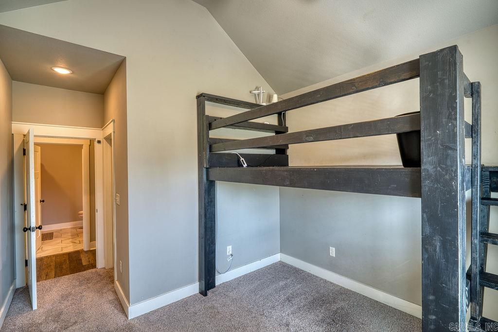 WHISPERING HILLS - Residential