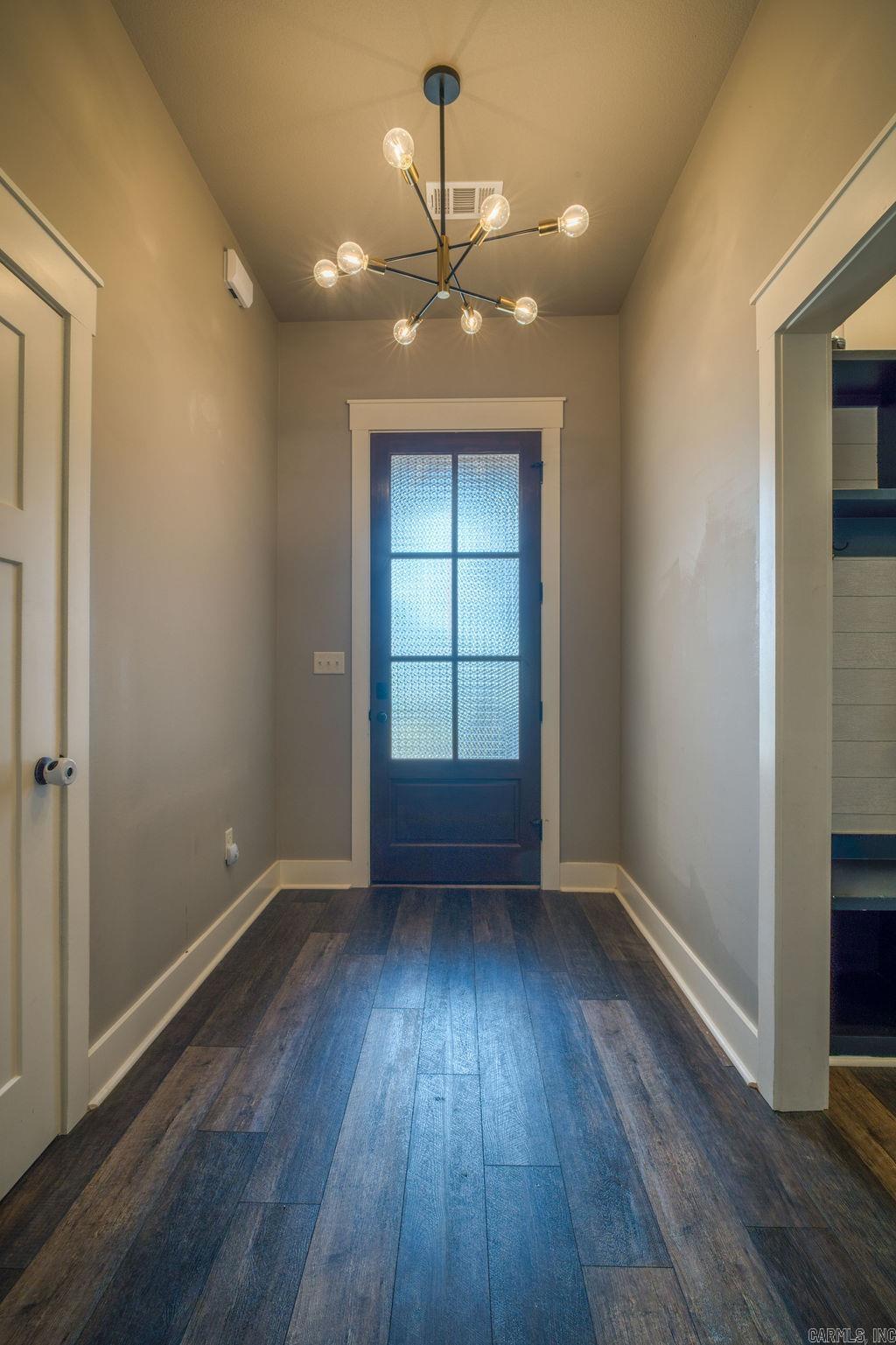 WHISPERING HILLS - Residential