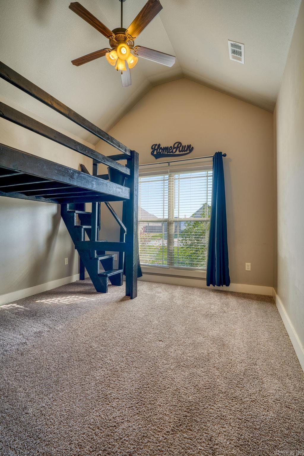 WHISPERING HILLS - Residential