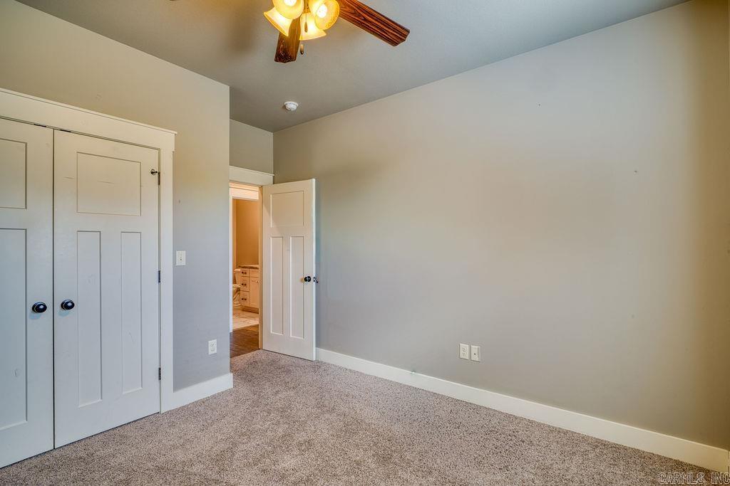 WHISPERING HILLS - Residential