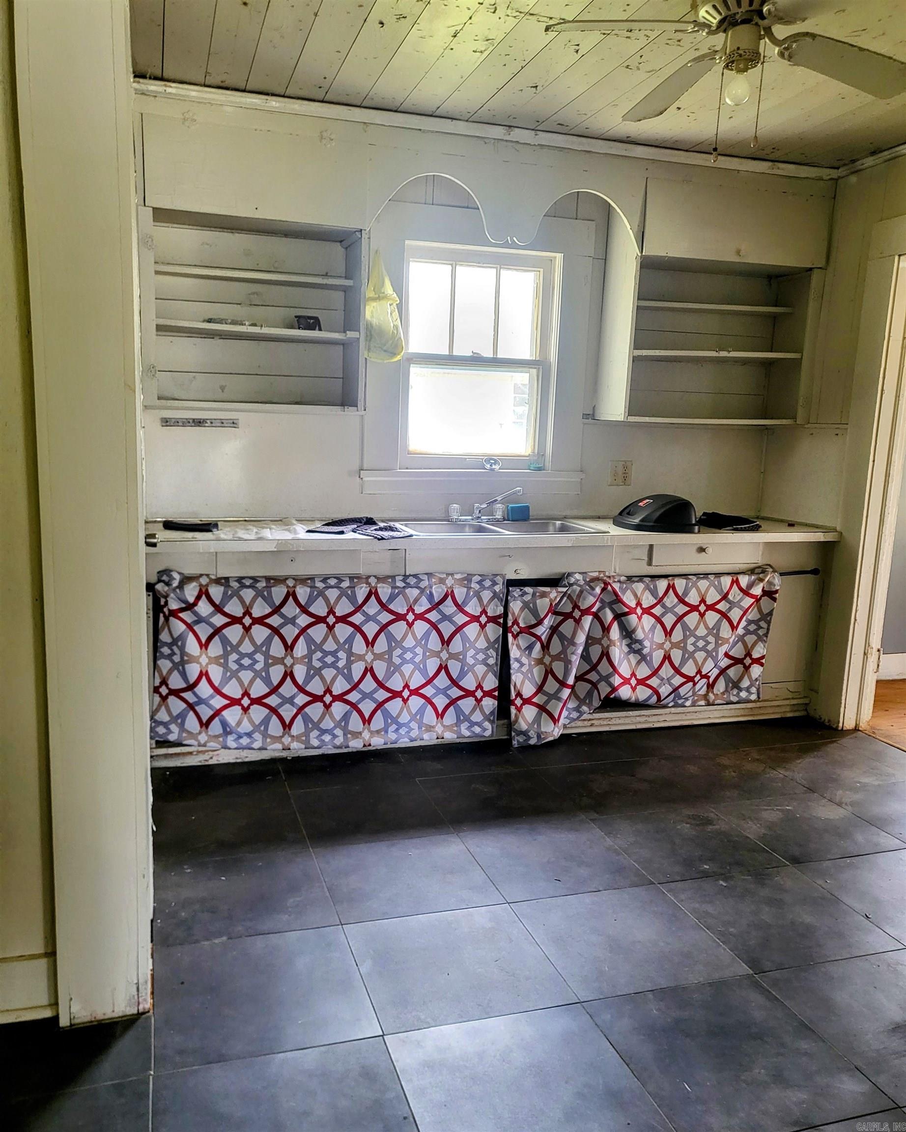 nil - Residential Income