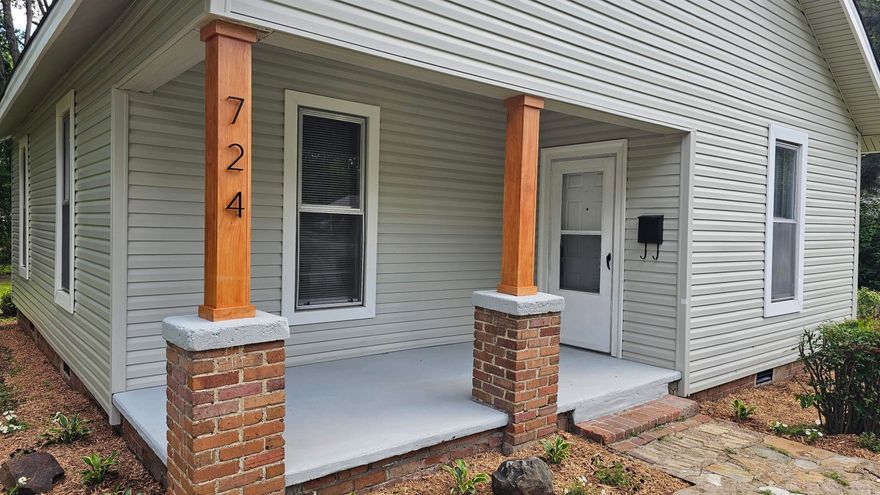 Beautifully remodeled 2-bedroom, 1-bath home that combines classic charm with modern updates—perfectly situated on a rare double lot with future building potential! Featuring a brand new kitchen, New bathroom, refinished hardwood floors, new fresh interior paint, new roof and newly landscaped yard, this home is move-in ready and full of opportunity. Just minutes from I-40 and centrally located to everything North Little Rock has to offer, it’s the ideal blend of comfort, convenience, and investment potential. Don’t miss this gem! Disclaimer: Information provided is for general purposes only. All details, including square footage, unit sizes, and renovation plans, are close approximations, with no guarantees regarding accuracy