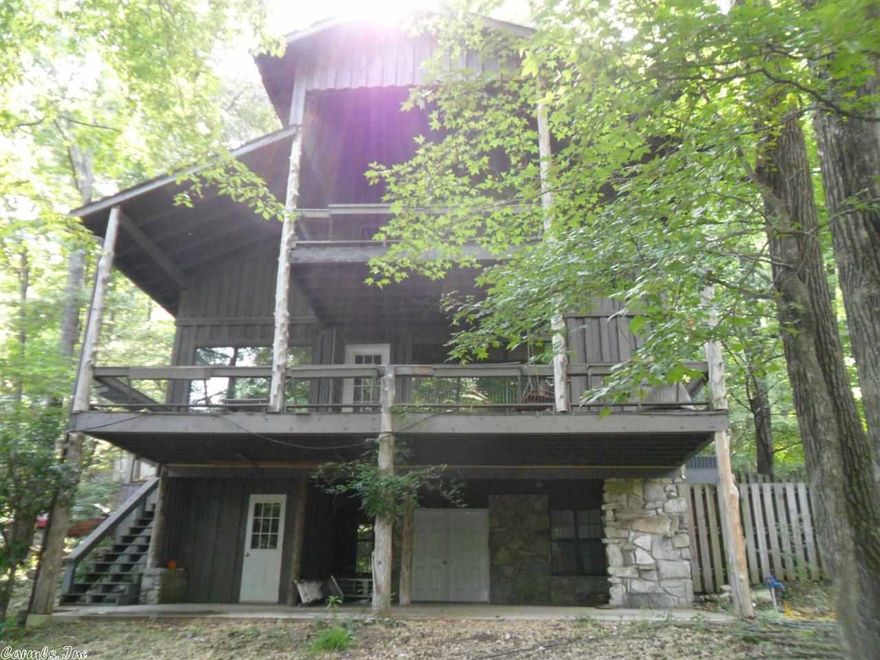 Own your own private swimming hole, you will enjoy this beautiful country setting with a lovely spacious home on 1.38, great view of the mountains and over looking the creek.  Home offers open floor plan in living area with lots of windows to enjoy the view, upper floor offers large master bedroom with large walk in-closet, plus loft bedroom. All this and a mother in-law quarters down stairs. You will love this setting and home.