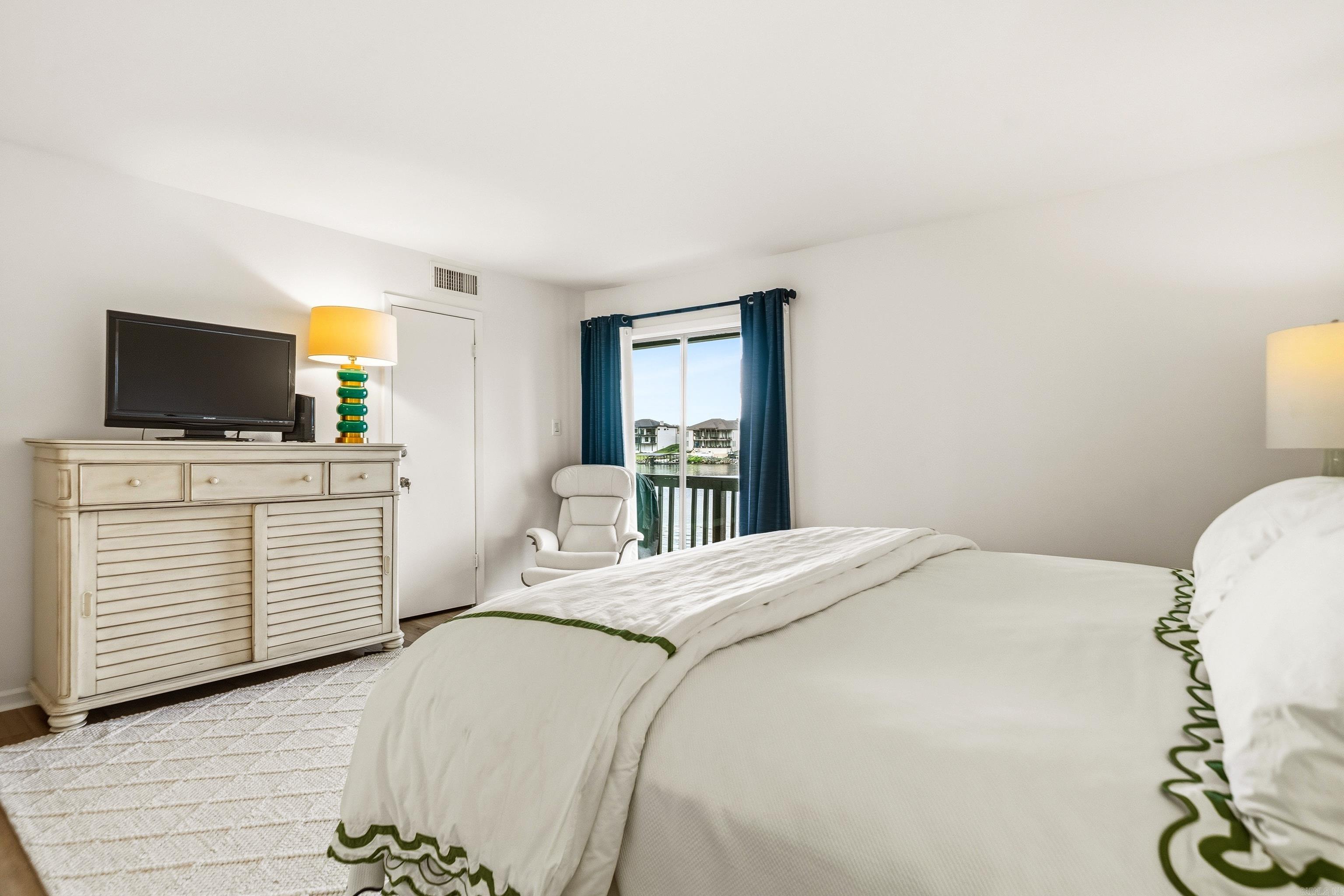 SOUTH SHORE HPR - Residential