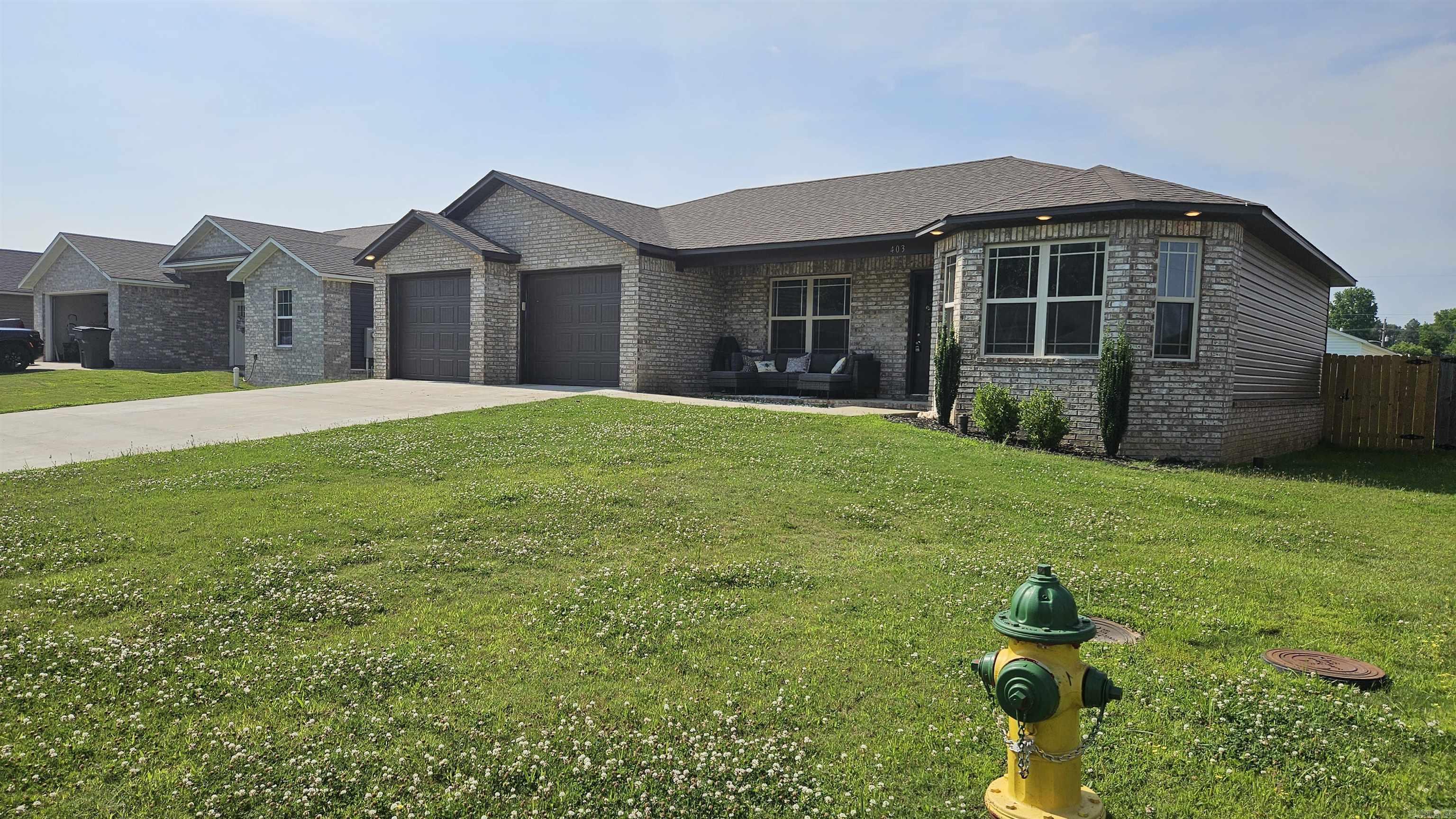 RIDGEFIELD ESTATES - Residential