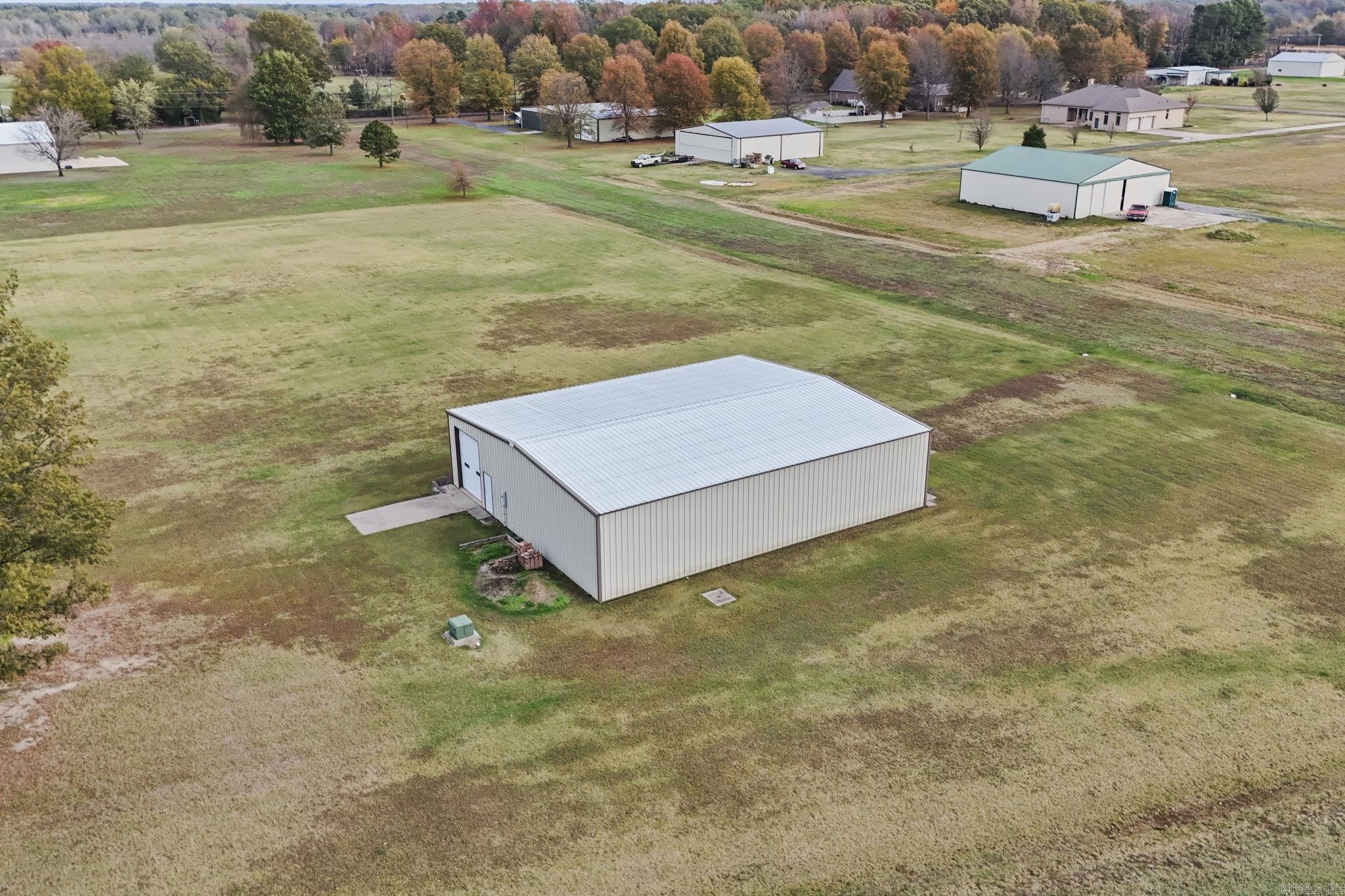 COUNTRY AIR ESTATES - Residential