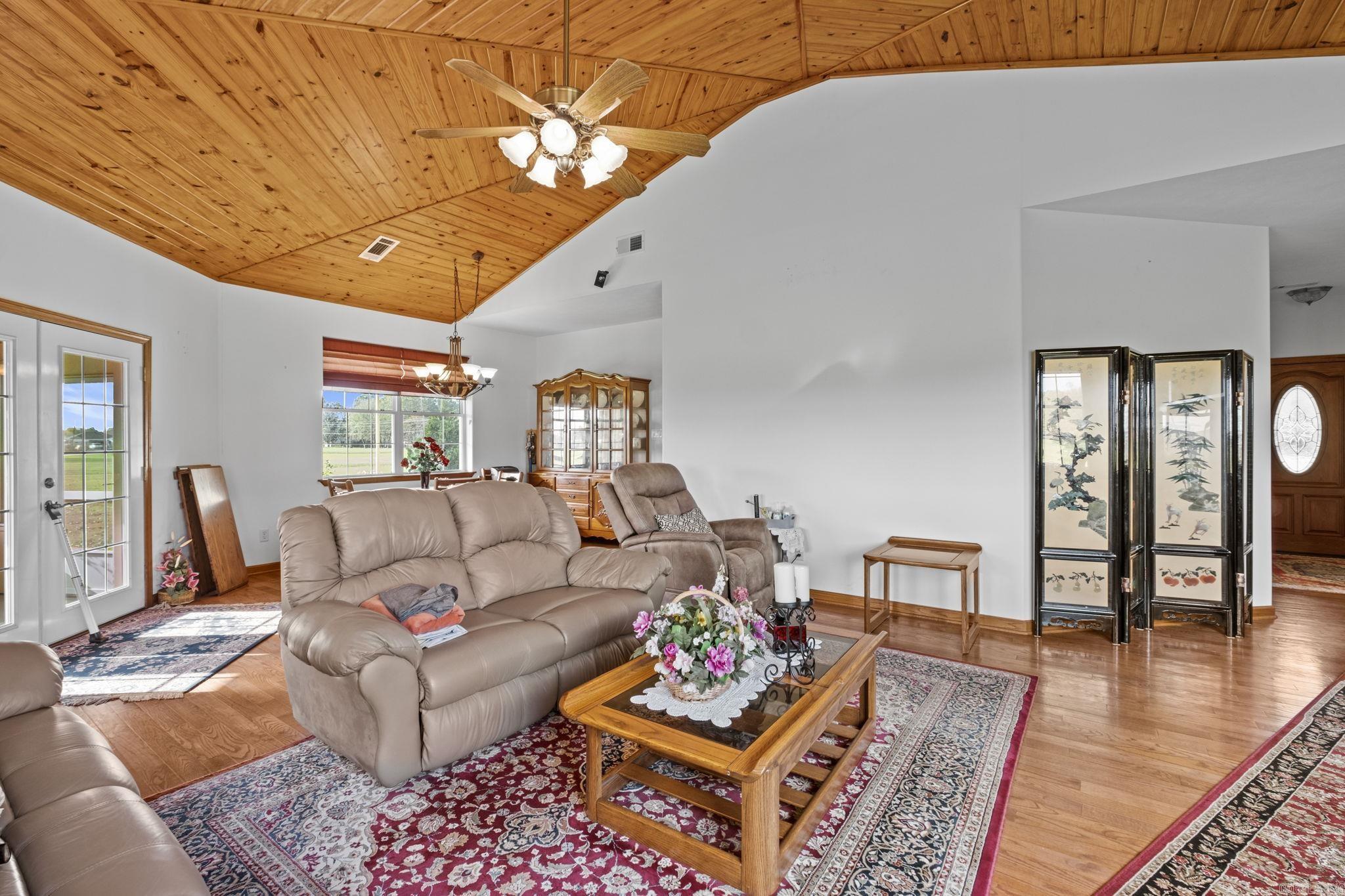 COUNTRY AIR ESTATES - Residential