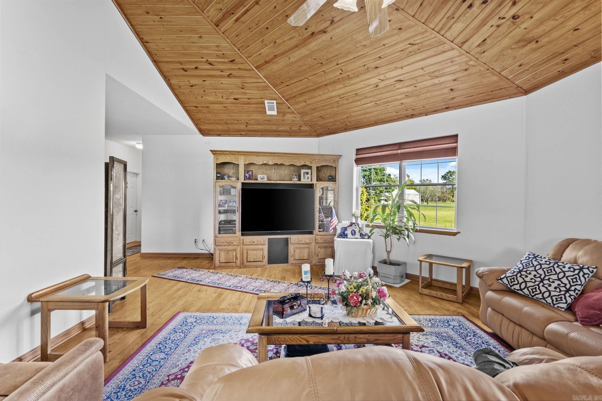 COUNTRY AIR ESTATES - Residential